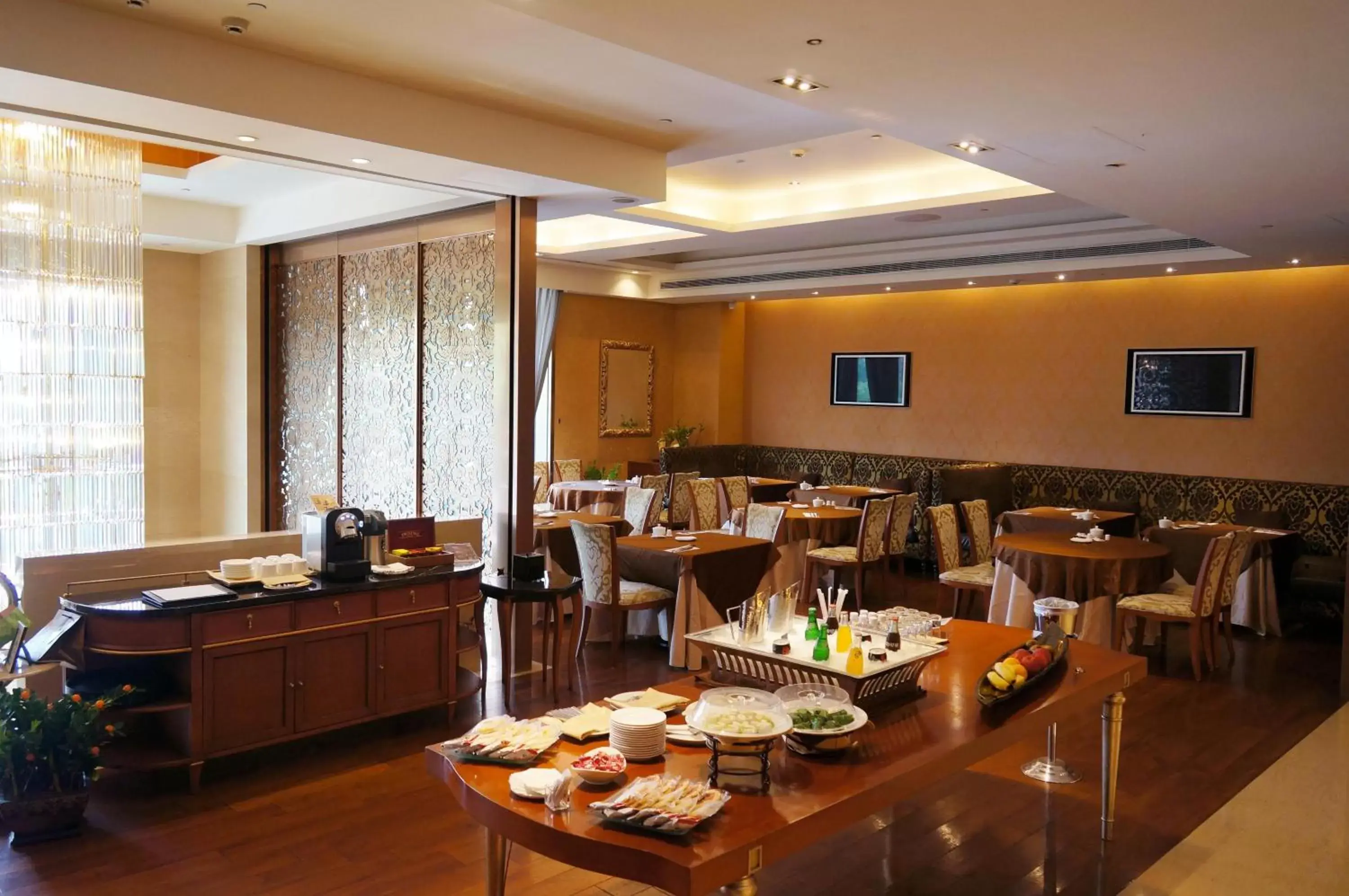 Restaurant/places to eat in San Want Residences Taipei Restaurant/places to eat in San Want Residences Taipei