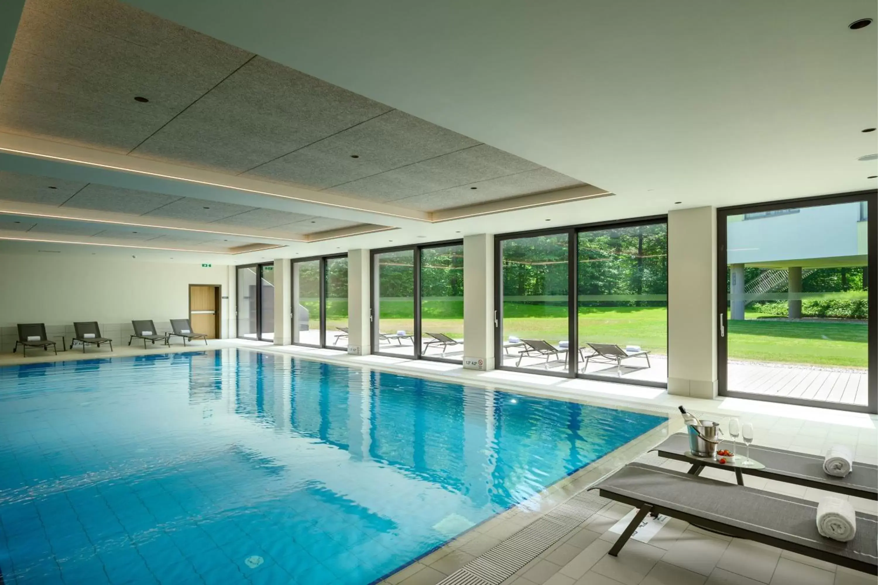 Swimming Pool in Four Points by Sheraton Ljubljana Mons