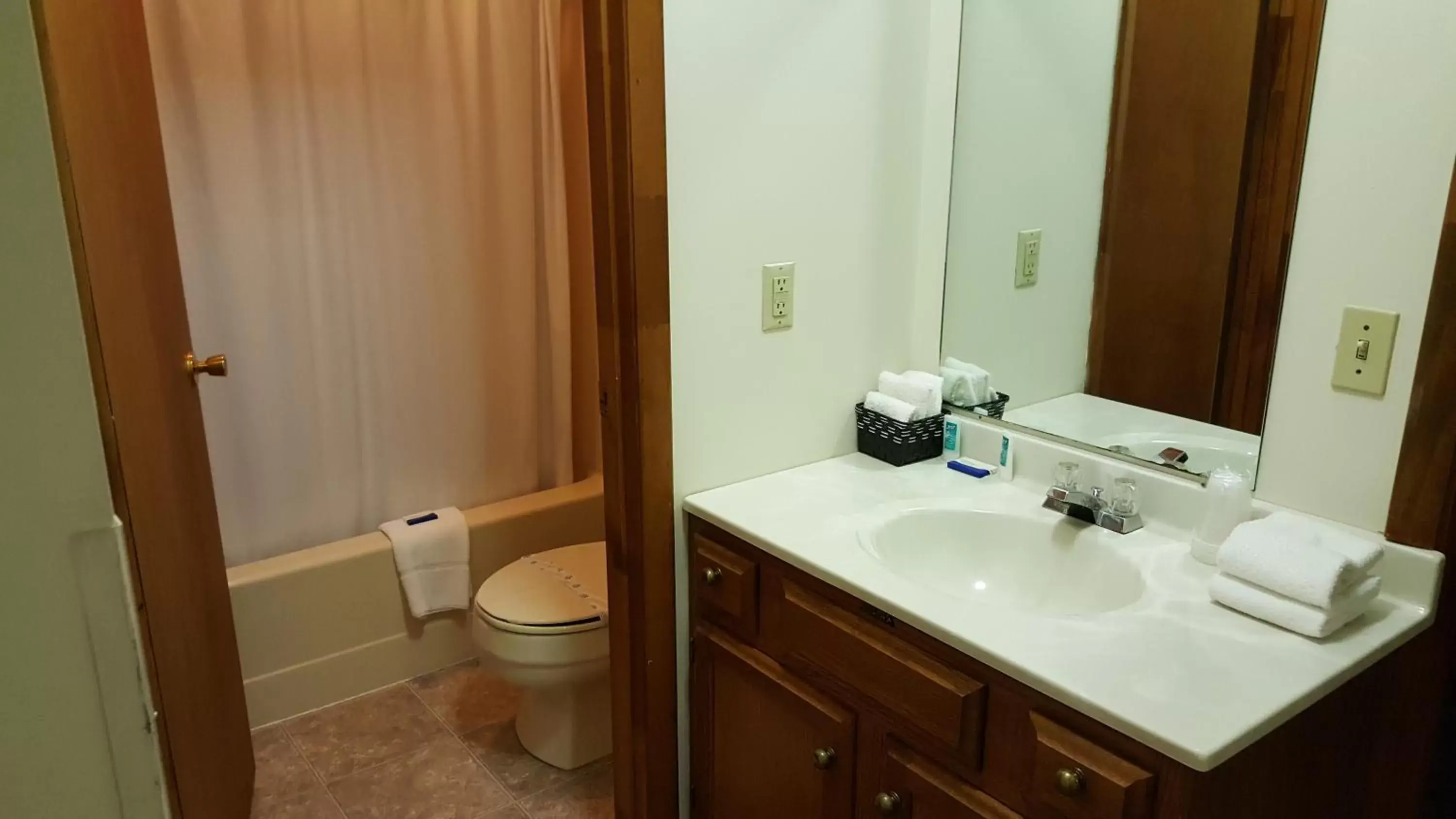 Bathroom in Clark's Beach Motel