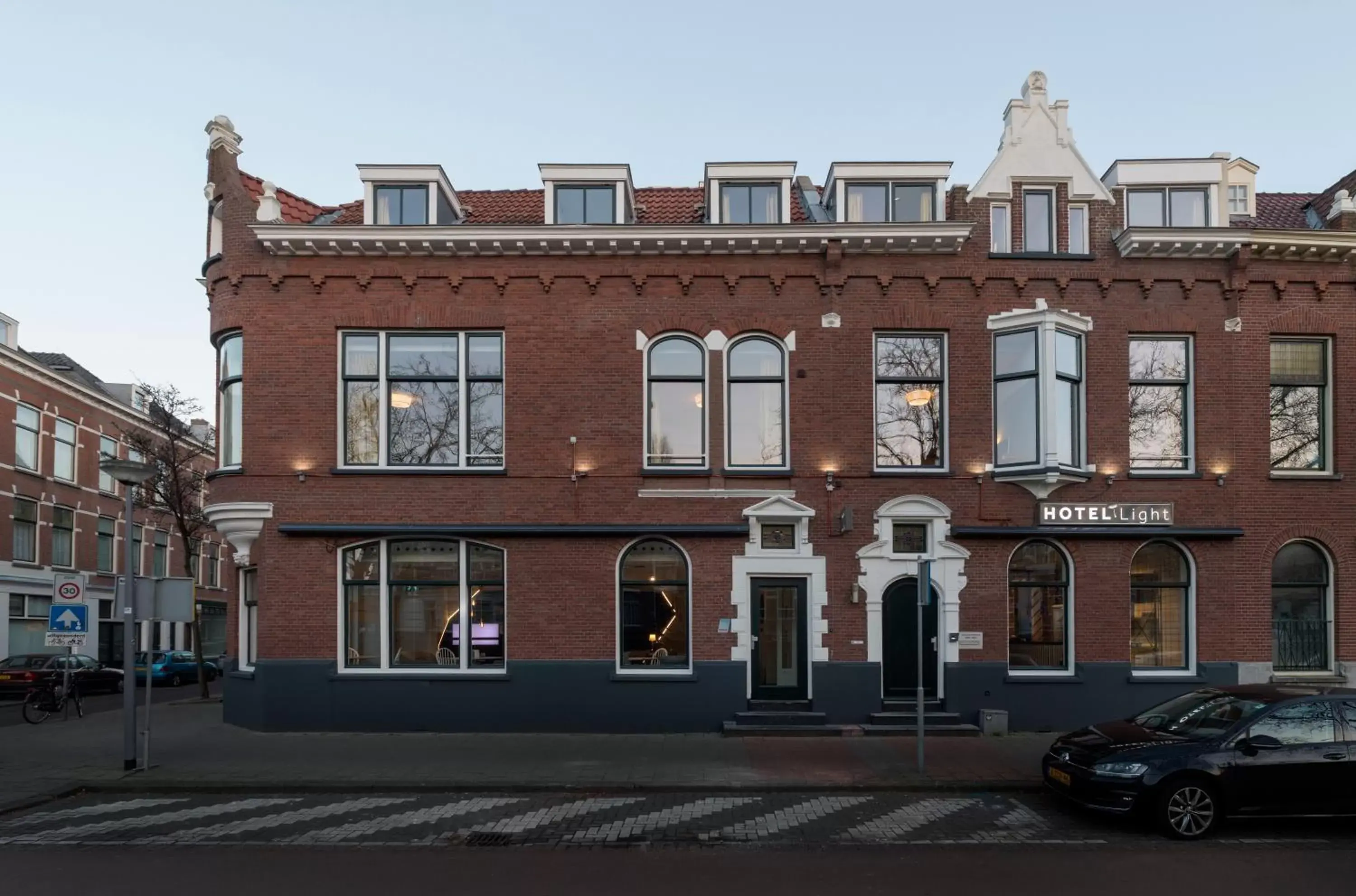 Facade/entrance, Property Building in Hotel Light