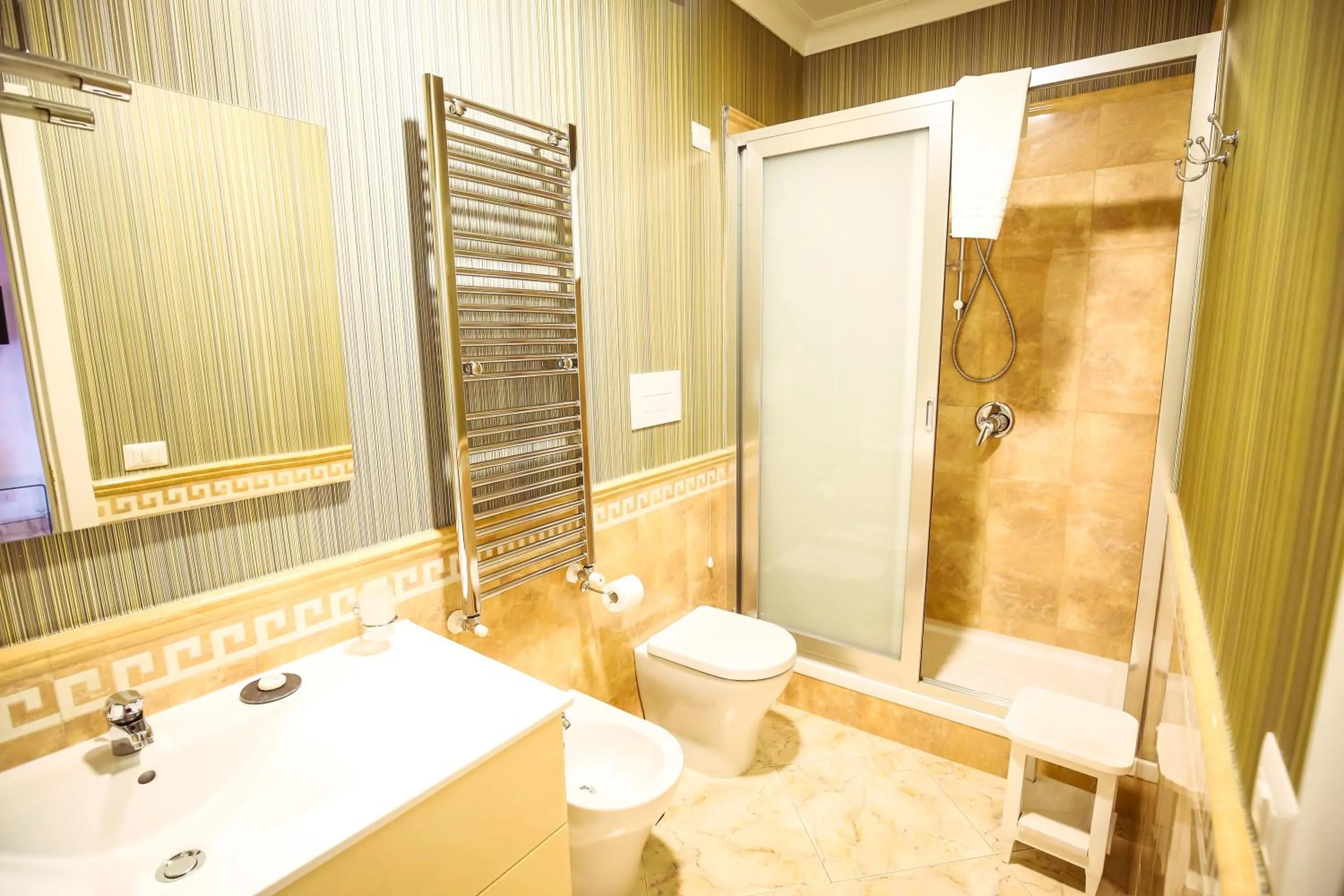 Shower in NapoliMia Boutique Hotel