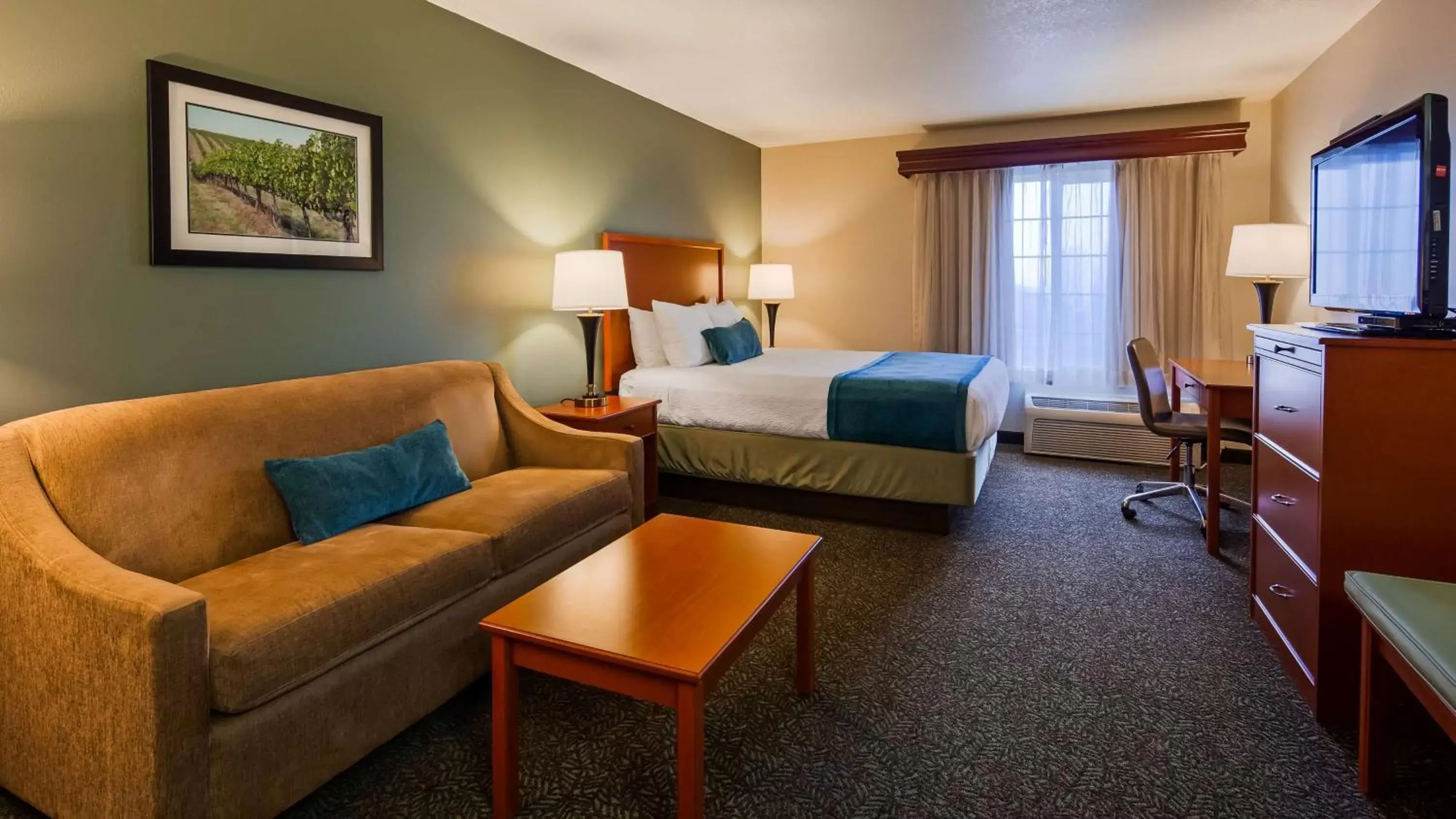 Queen Room - Disability Access in Best Western PLUS Walla Walla Suites Inn Queen Room - Disability Access in Best Western PLUS Walla Walla Suites Inn
