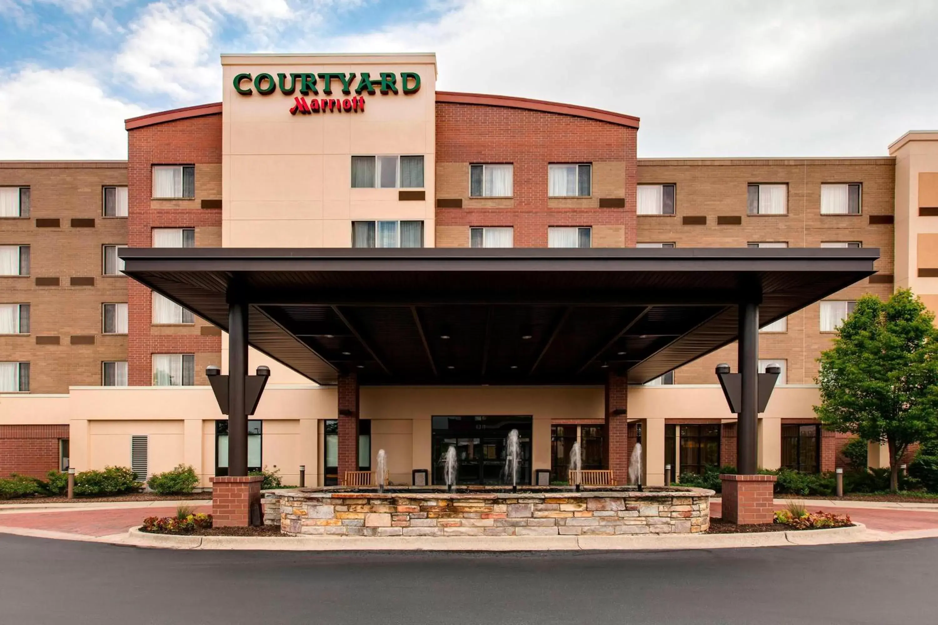 Property Building in Courtyard by Marriott Chicago Schaumburg/Woodfield Mall