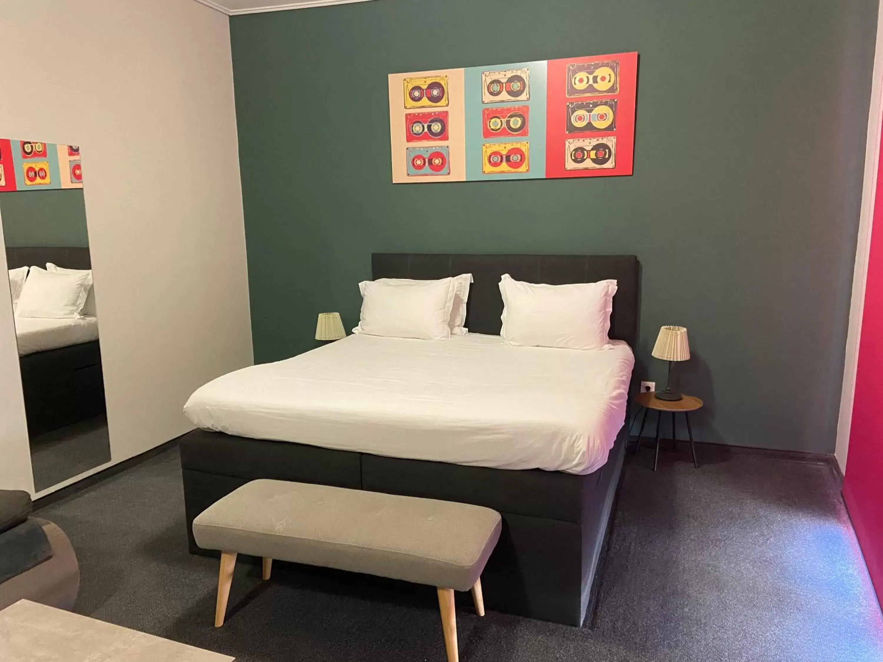Bed in Connect Suites