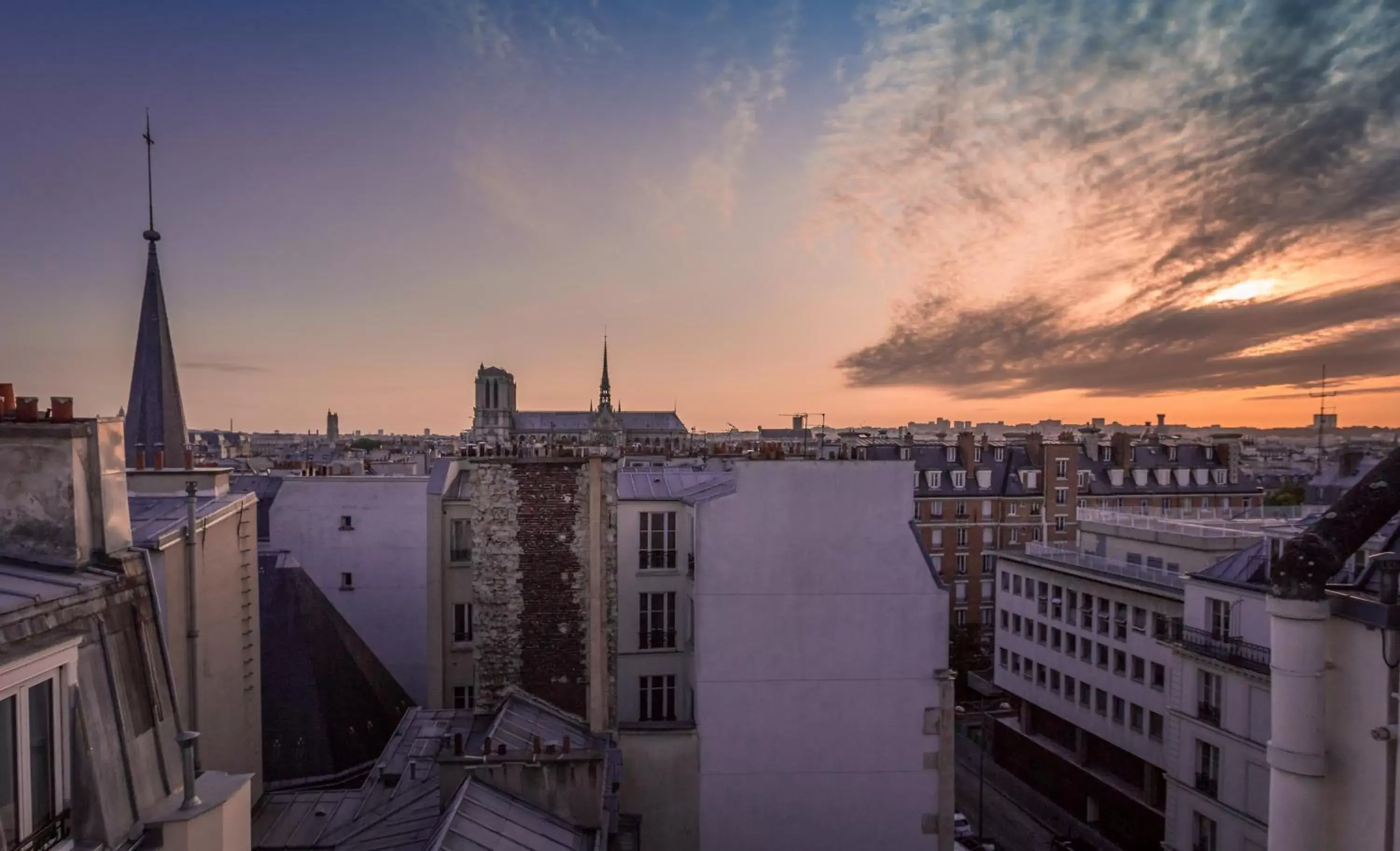 View (from property/room) in Hotel Les Bulles De Paris