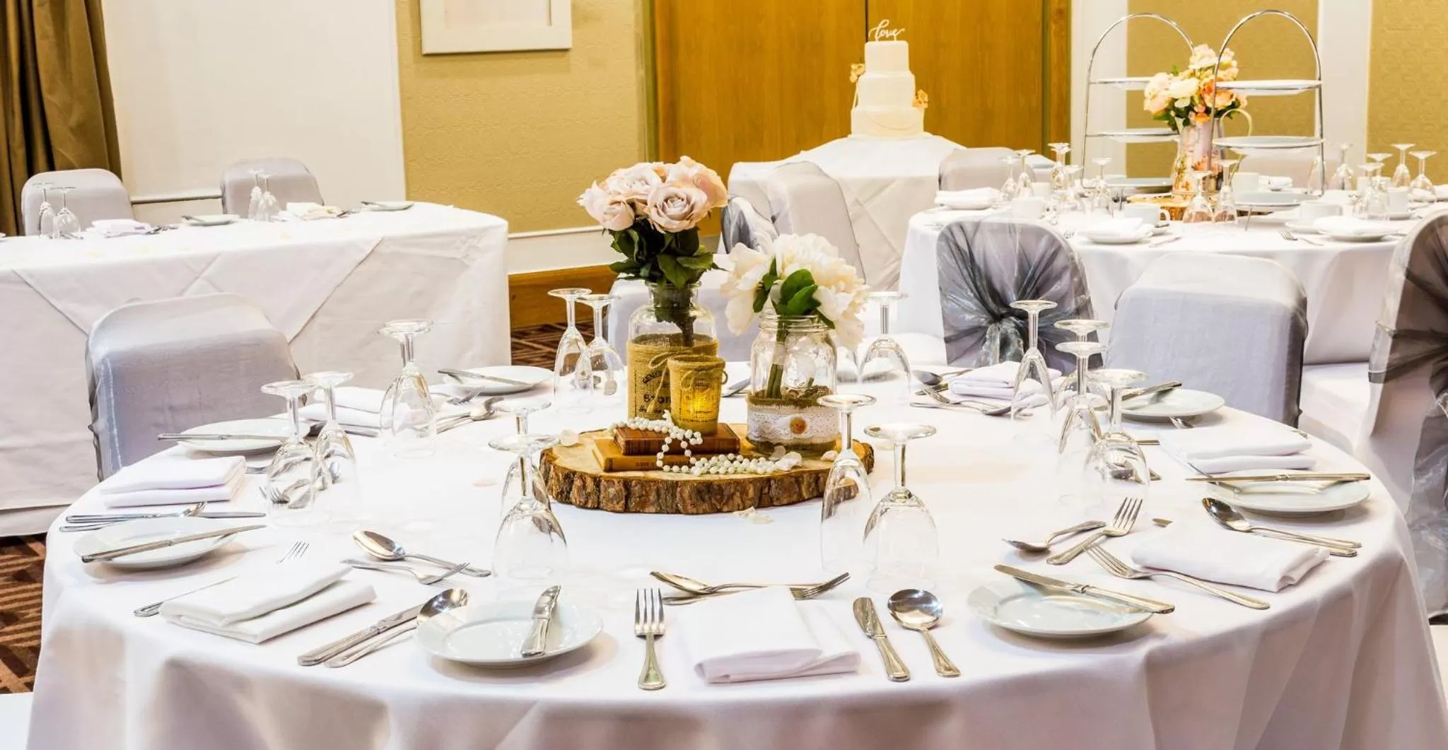 Meeting/conference room in Holiday Inn Newcastle Gosforth Park by IHG