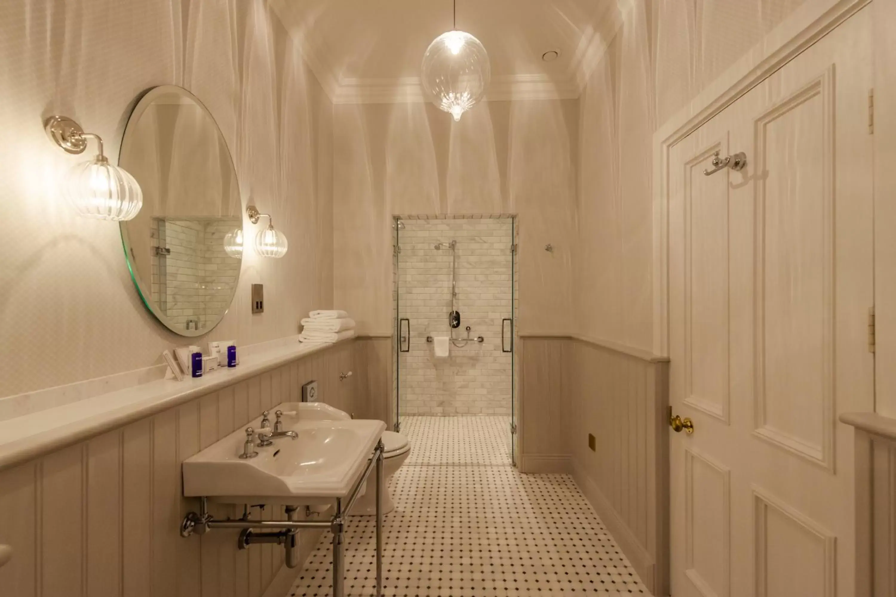 Bathroom in Cahernane House Hotel