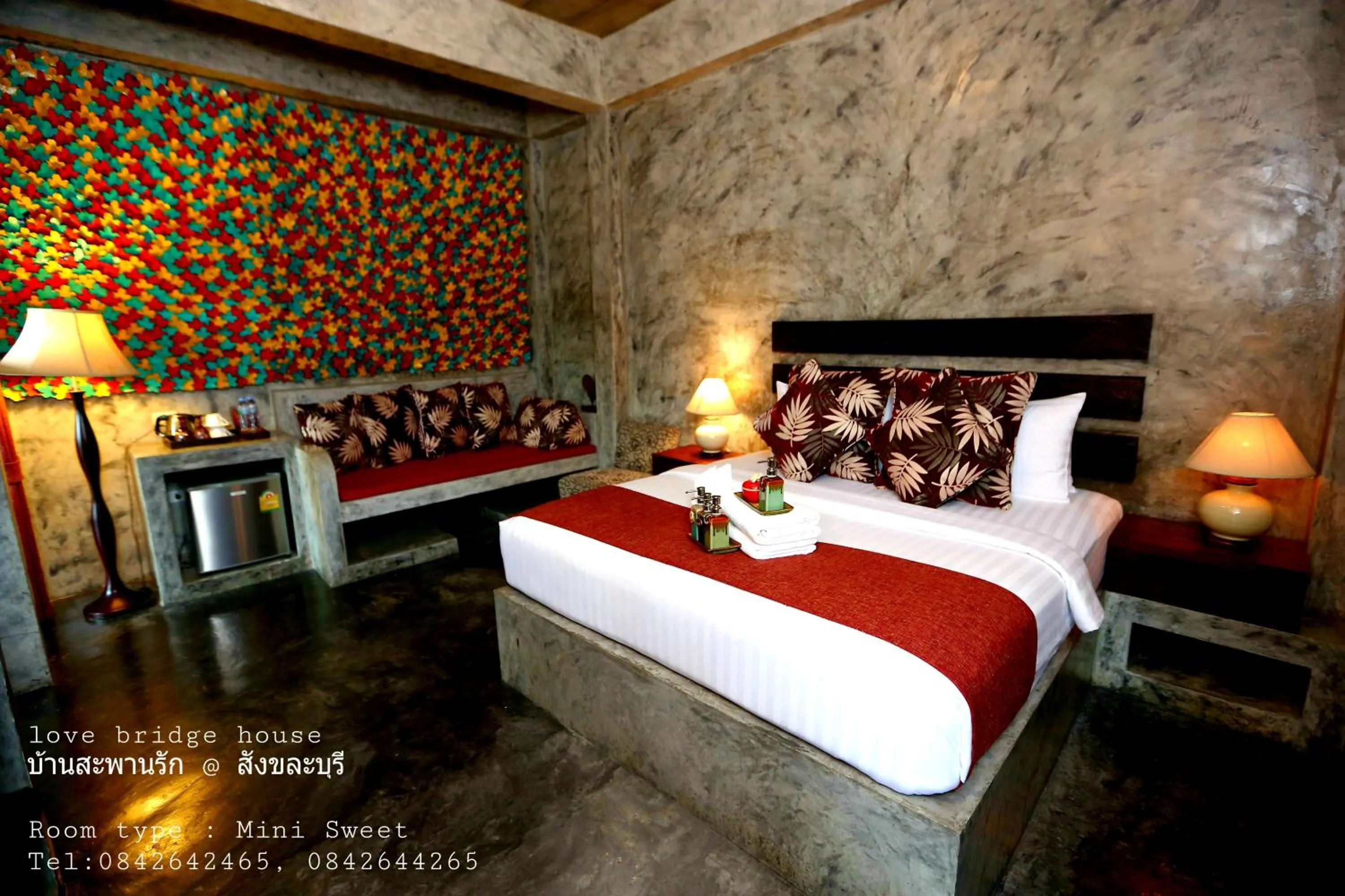 Bed in Love Bridge House บ้านสะพานรัก