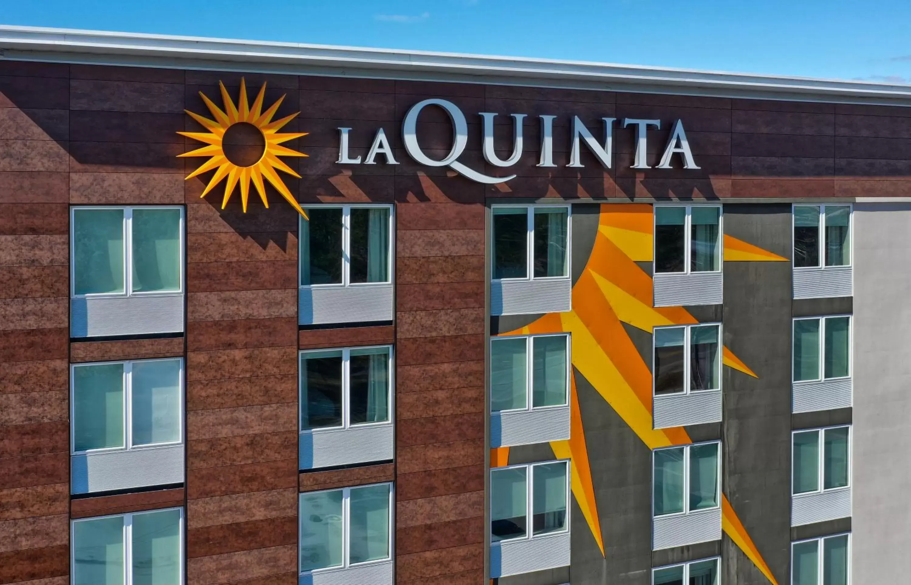 Property building in La Quinta by Wyndham Mobile