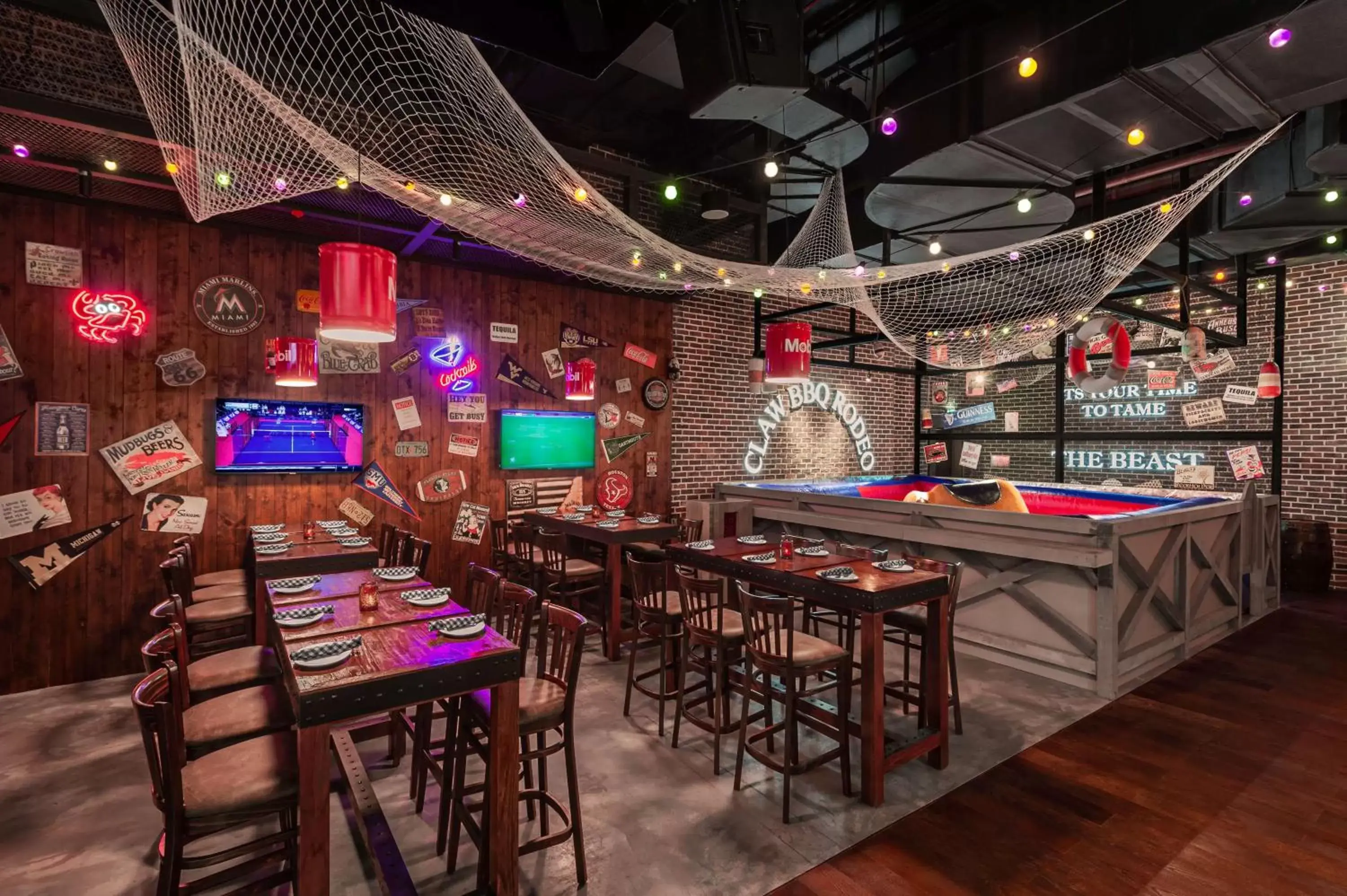 Restaurant/places to eat in Hampton by Hilton Marjan Island Restaurant/places to eat in Hampton by Hilton Marjan Island