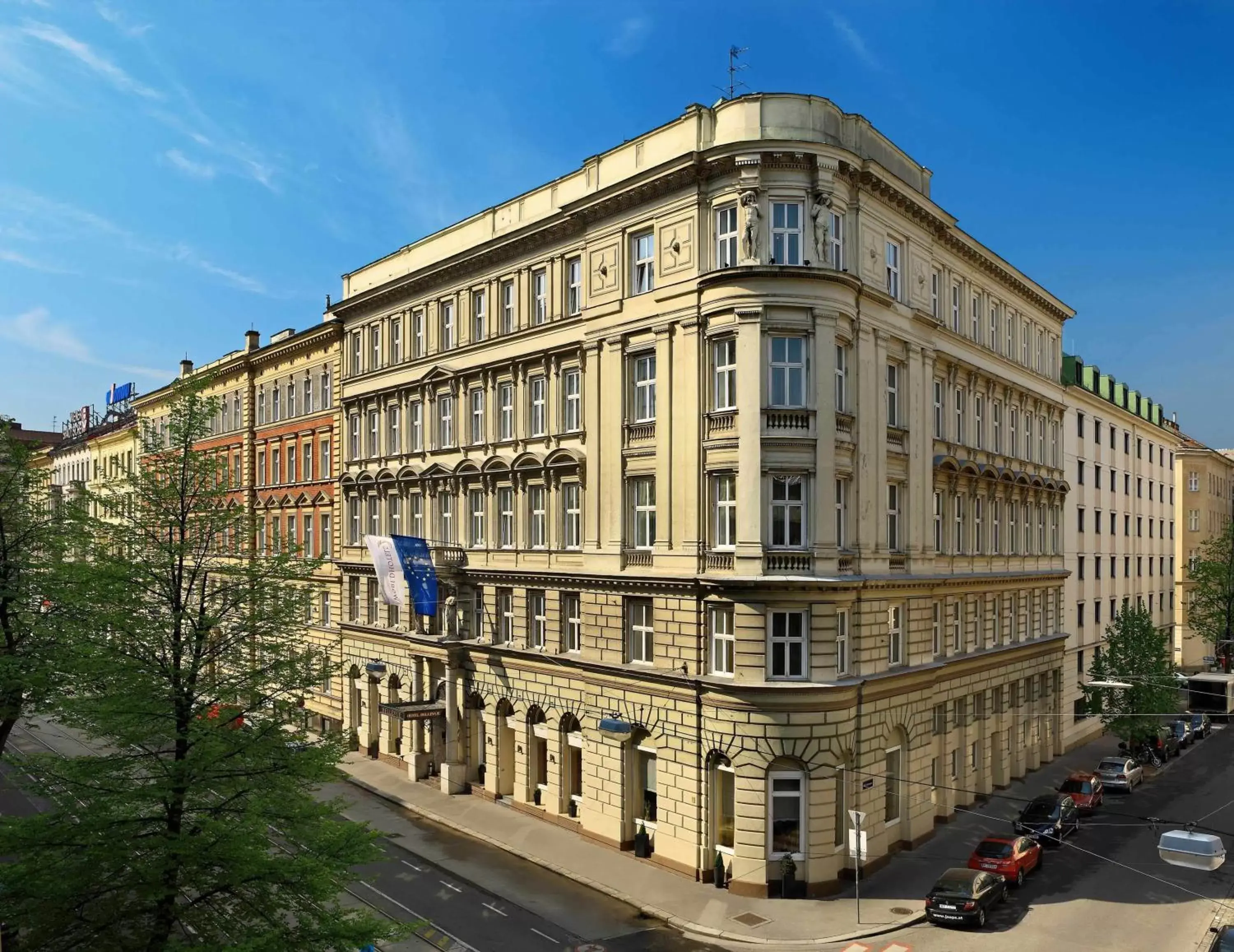 Facade/entrance in Hotel Bellevue Wien