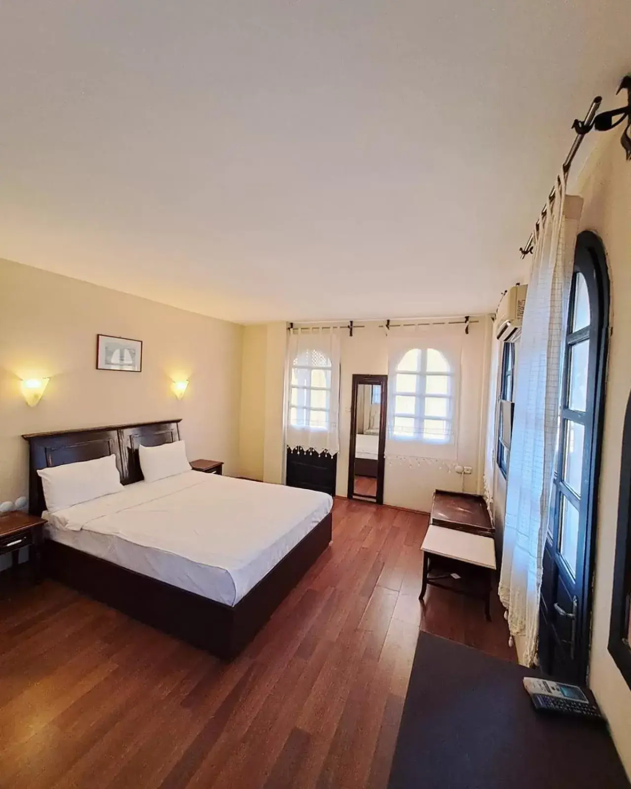 Property building, Bed in Altinsaray Hotel