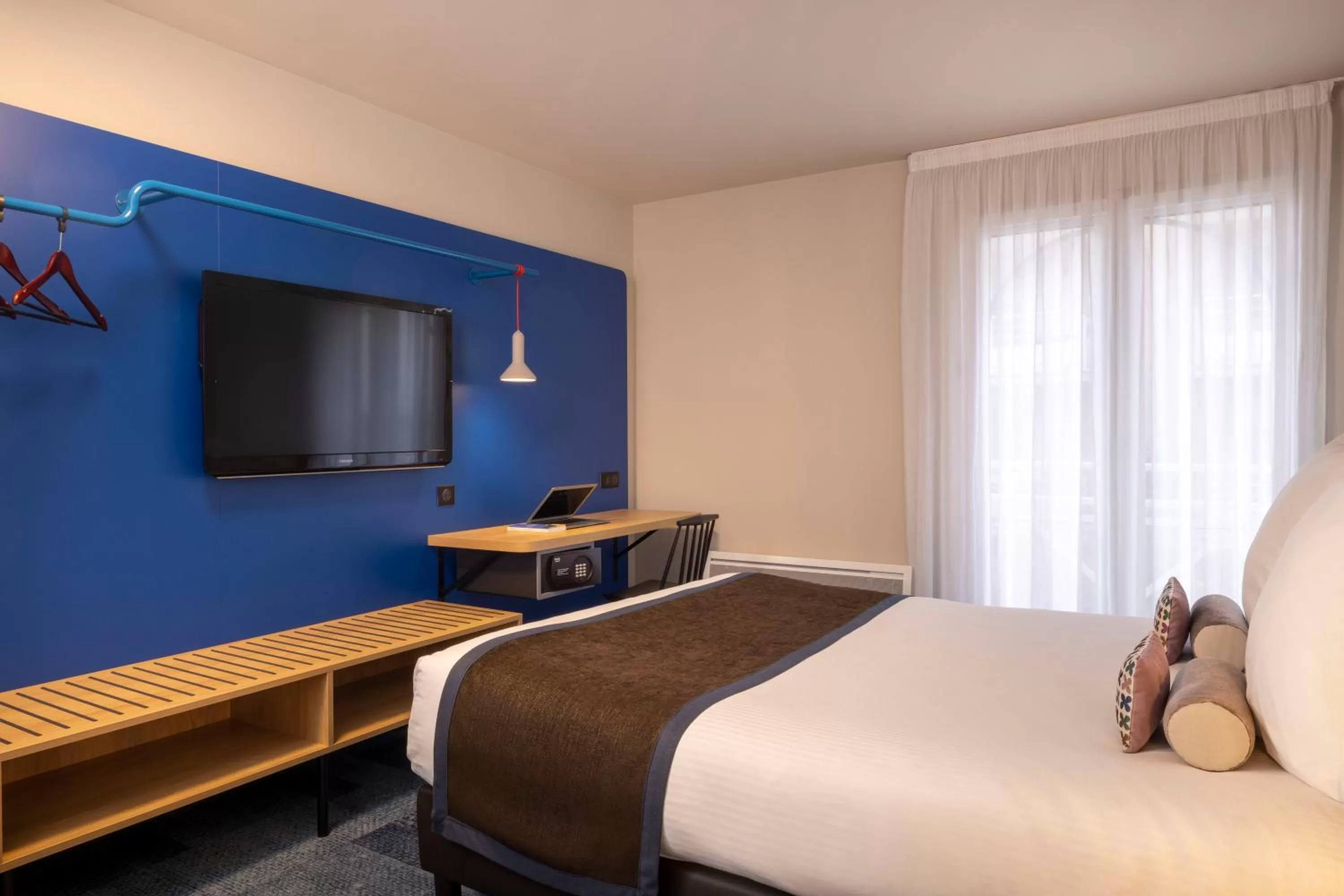 Bedroom, Bed in Hotel Le Bugatti