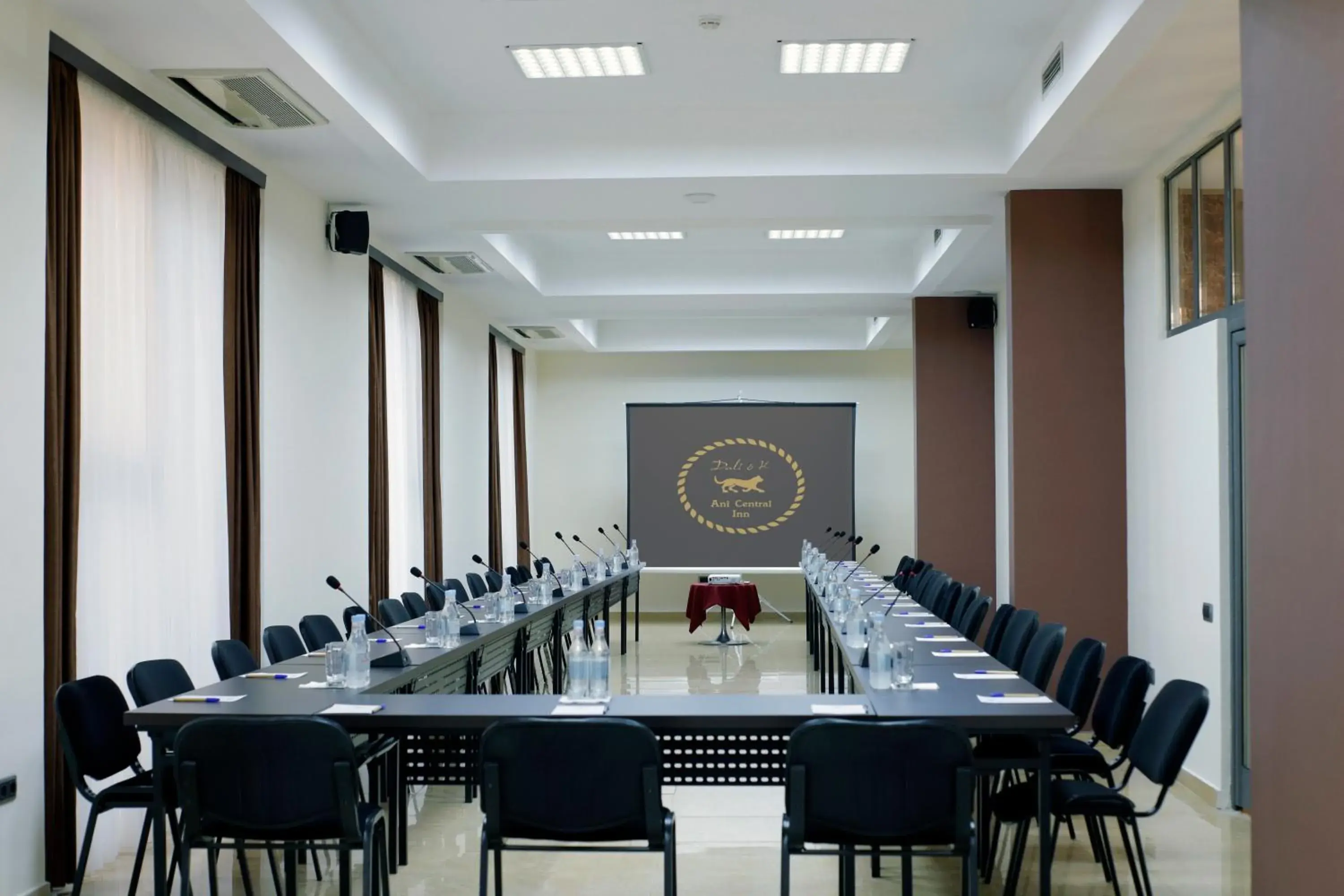 Meeting/conference room in Ani Central Inn