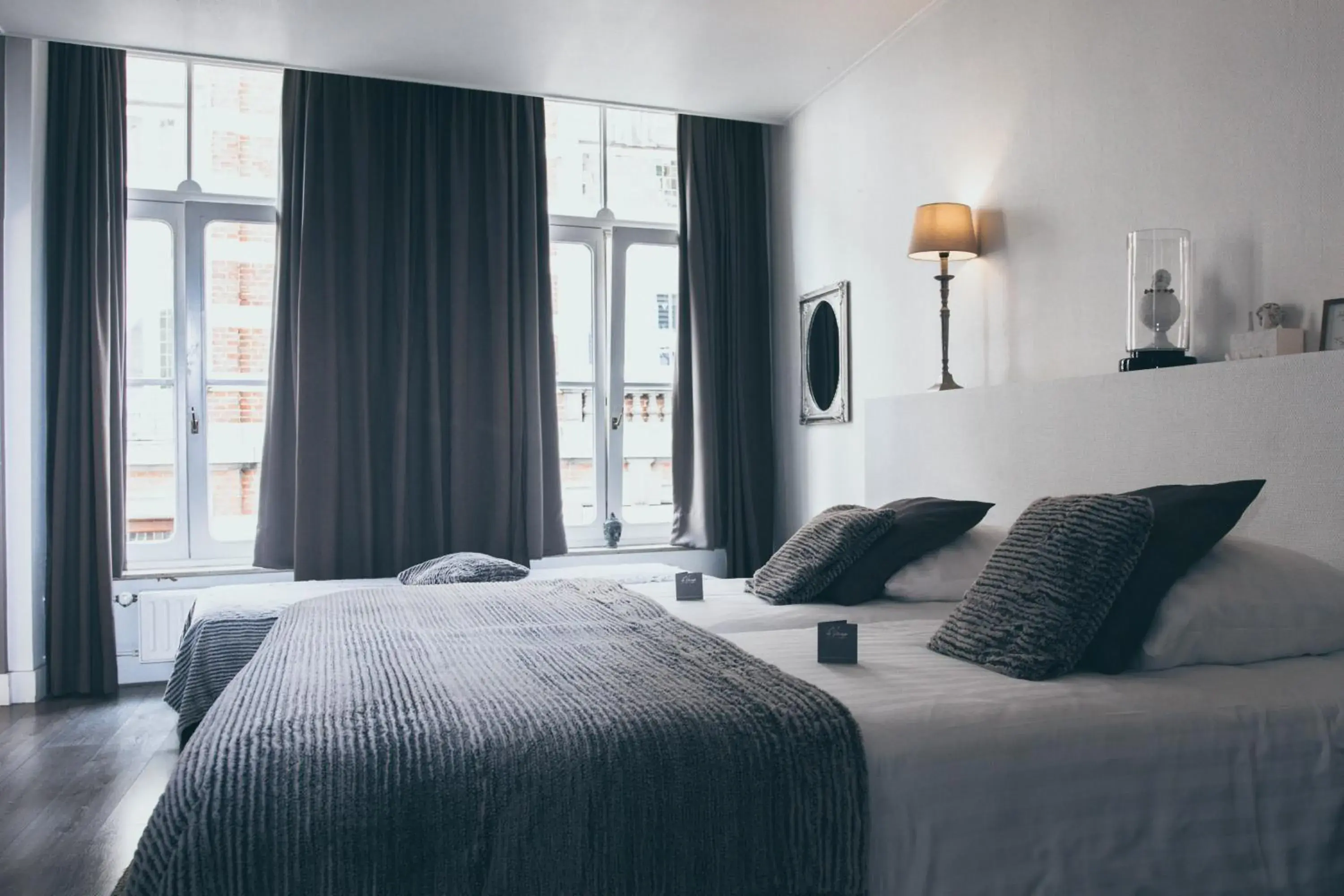 Bed, Room Photo in Le Virage bistro en hotel