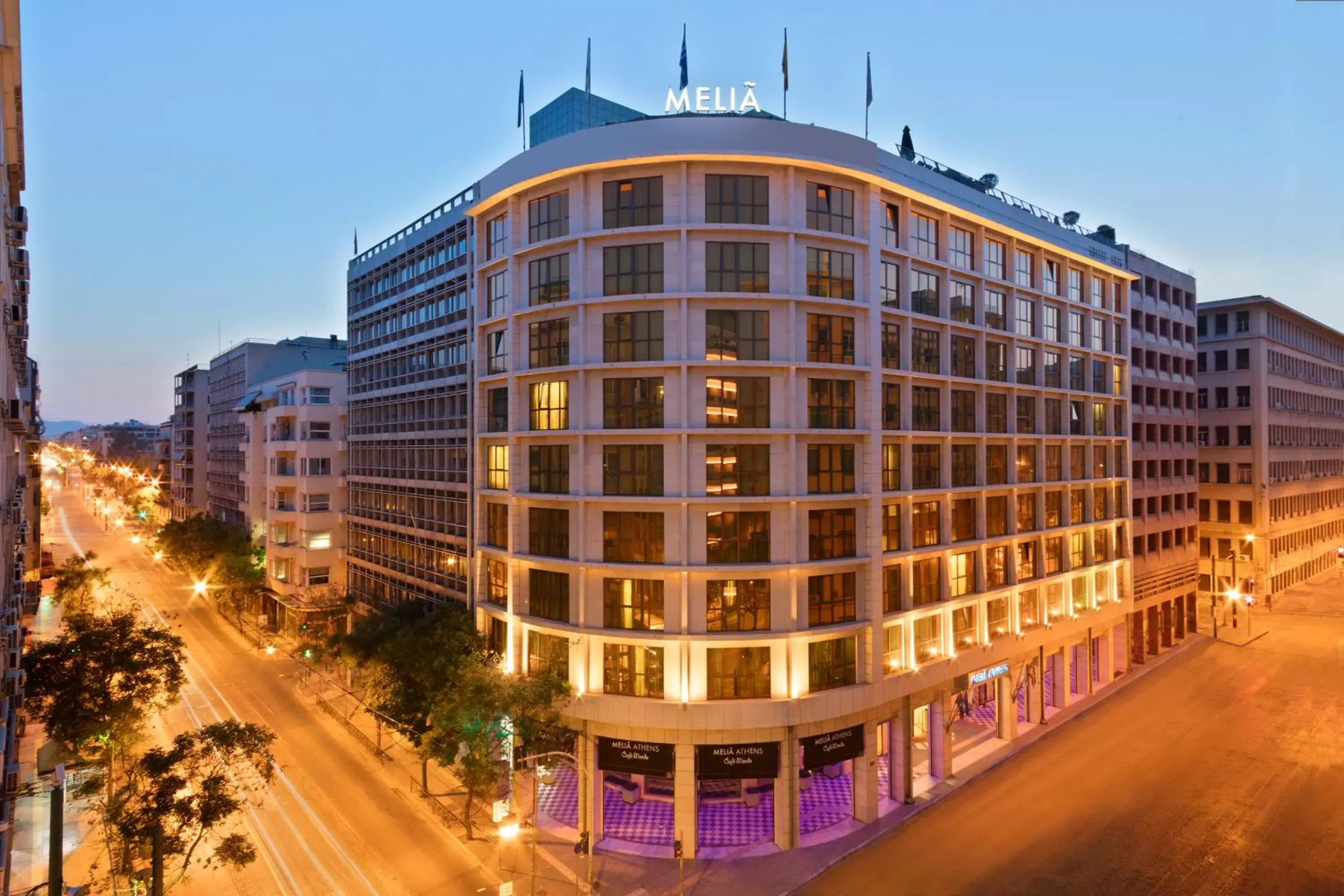 Property building in Melia Athens