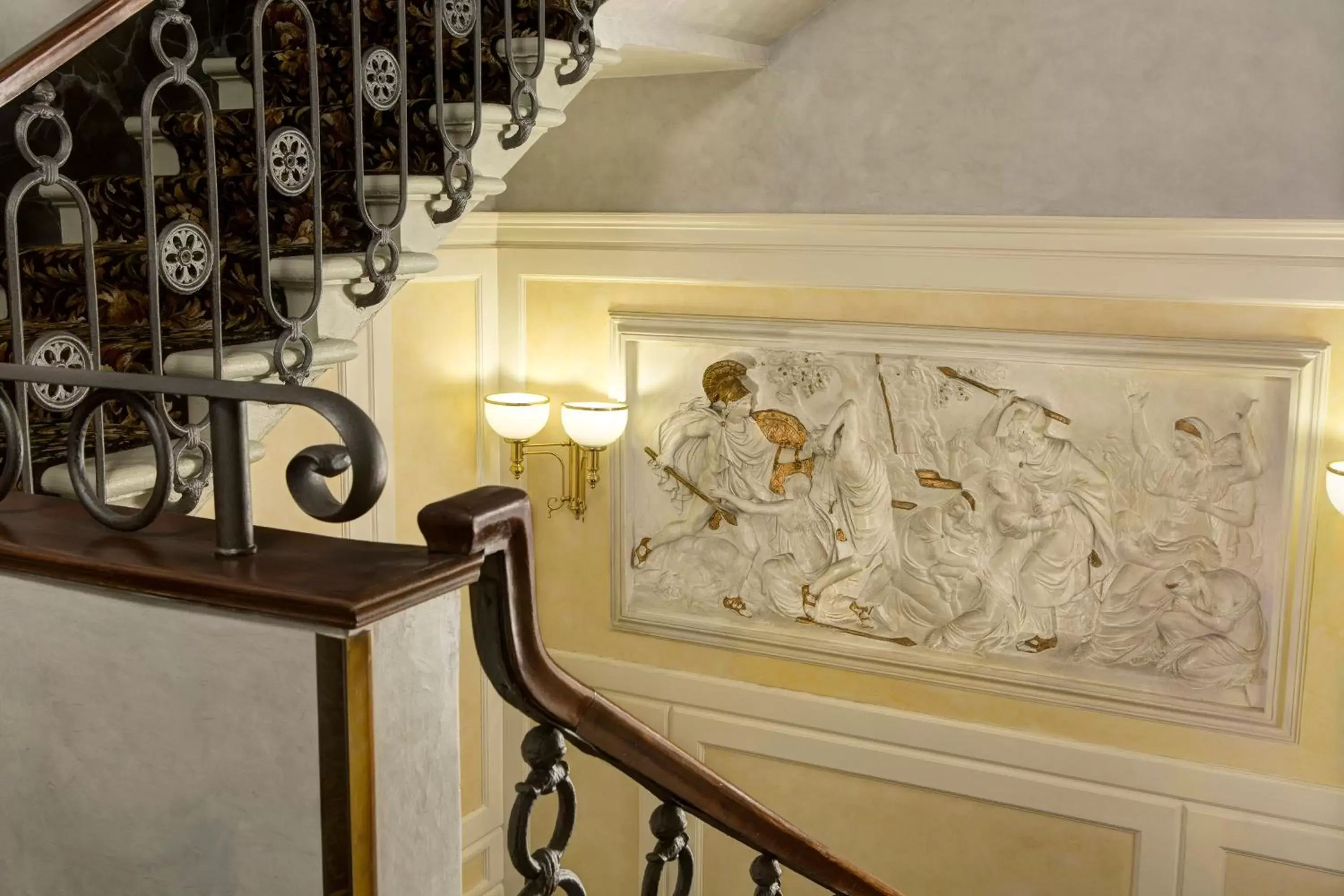 Decorative detail in Hotel Montebello Splendid