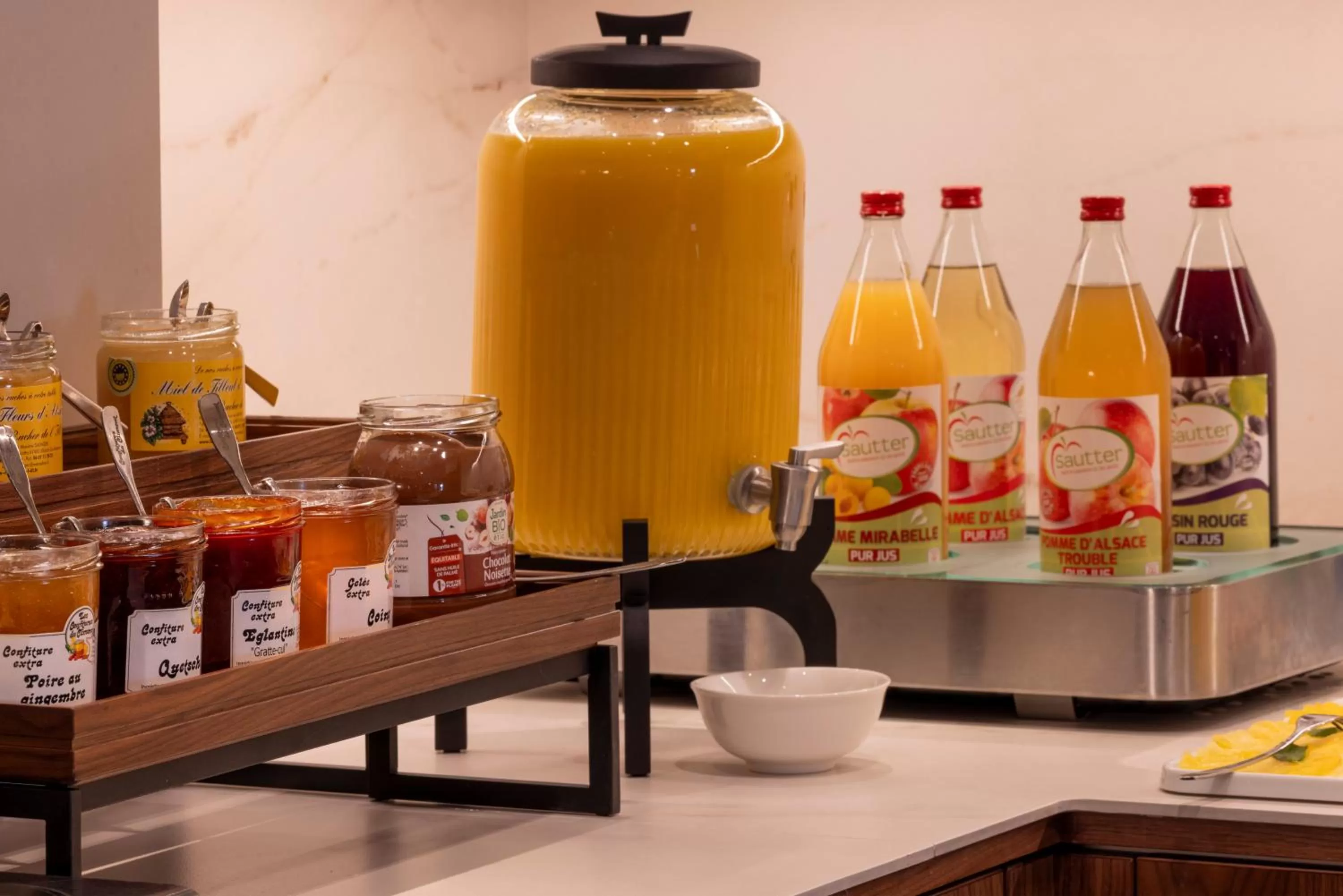 Breakfast in Hôtel Gutenberg