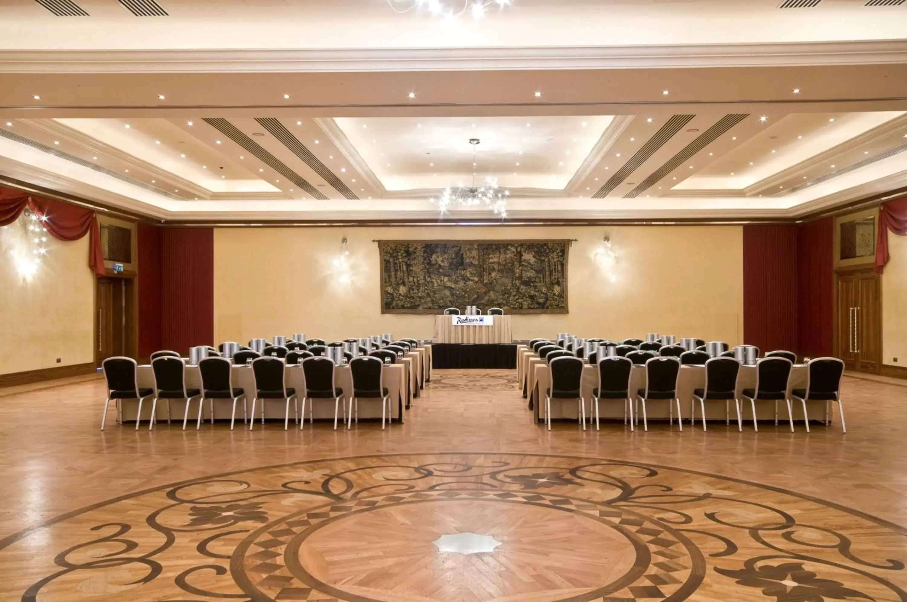 Banquet/Function facilities in Radisson Blu Resort & Spa, Malta Golden Sands