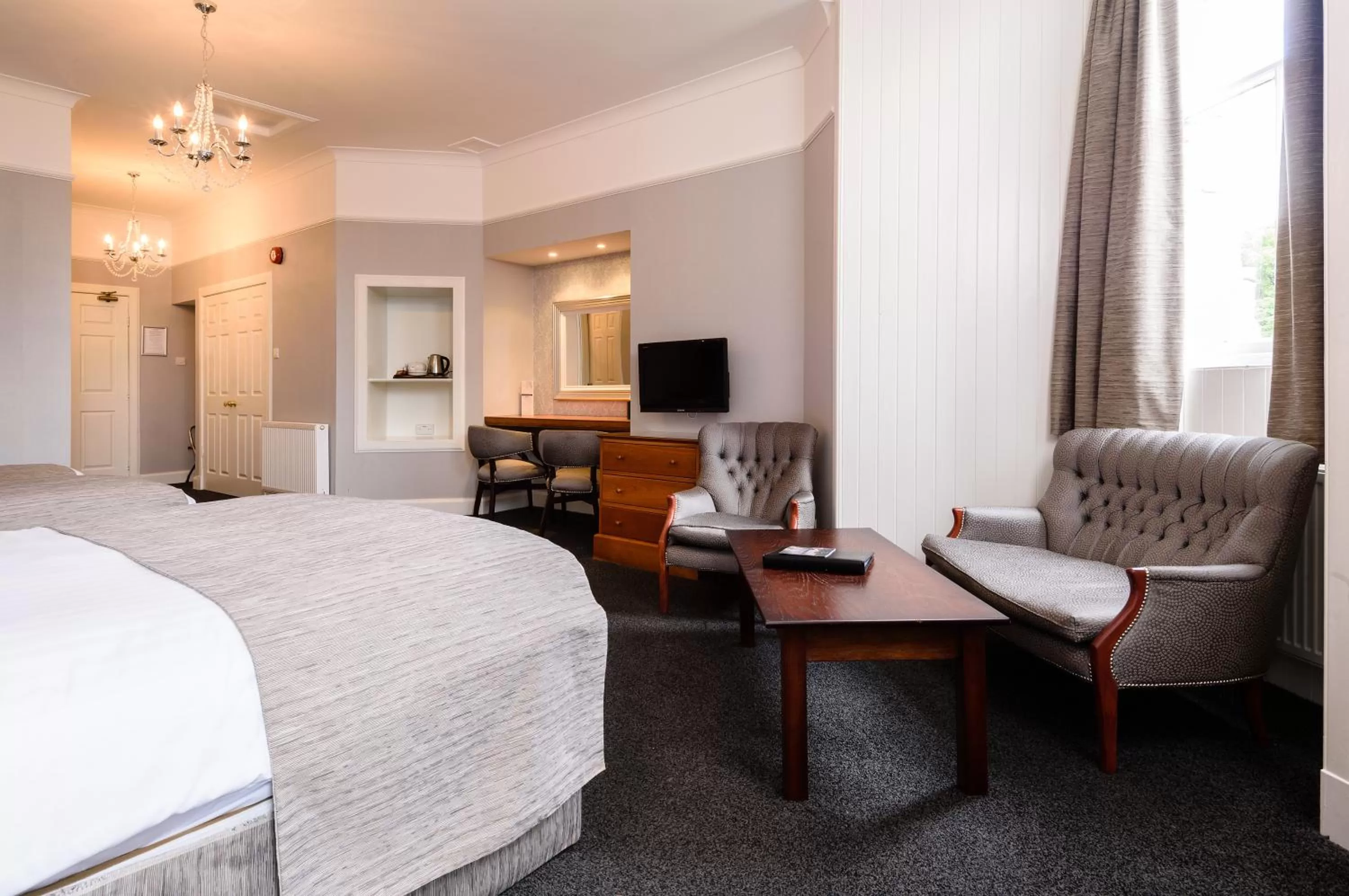 Bed in The Atholl Palace