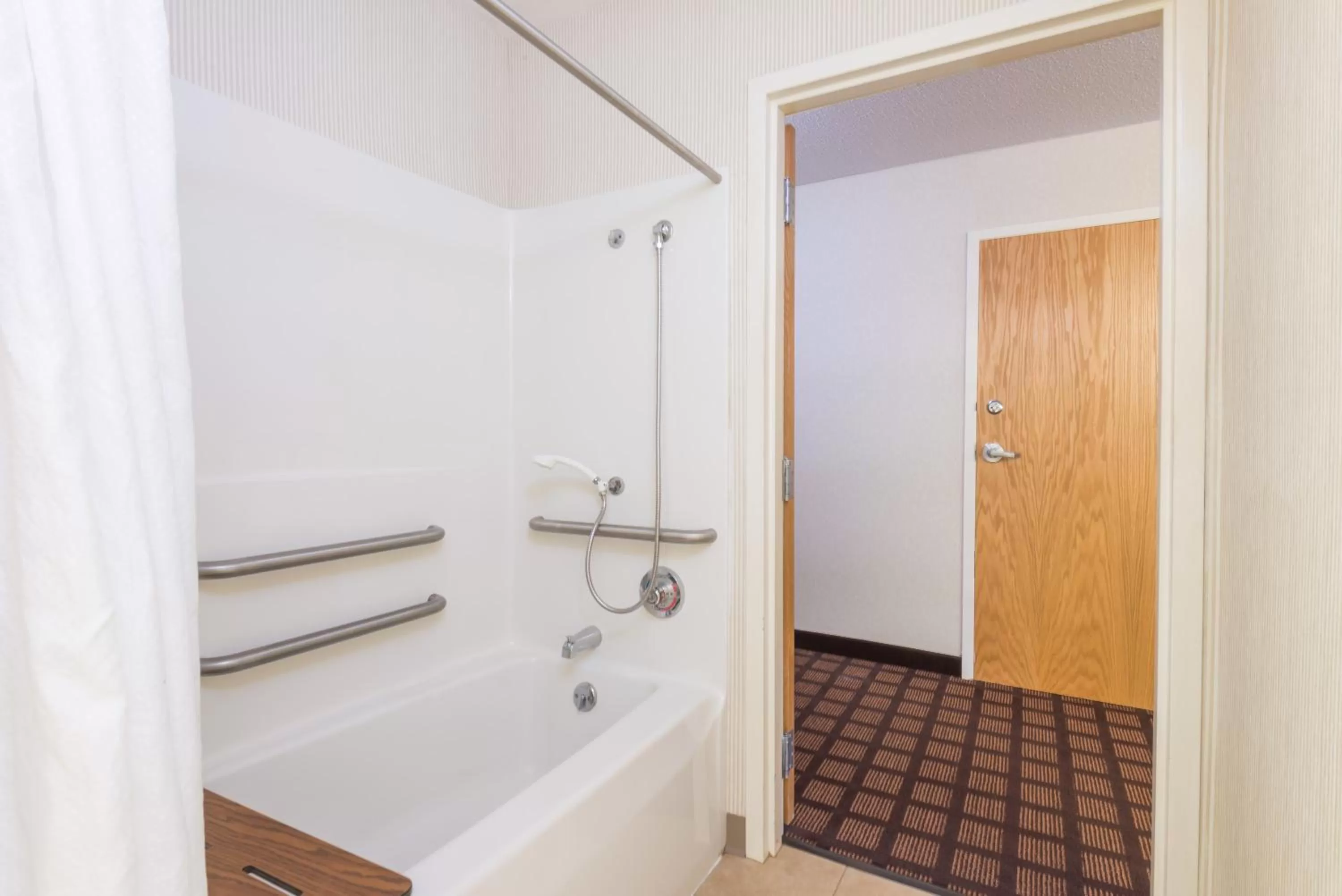 Bathroom in Microtel Inn & Suites by Wyndham Uncasville Casino Area