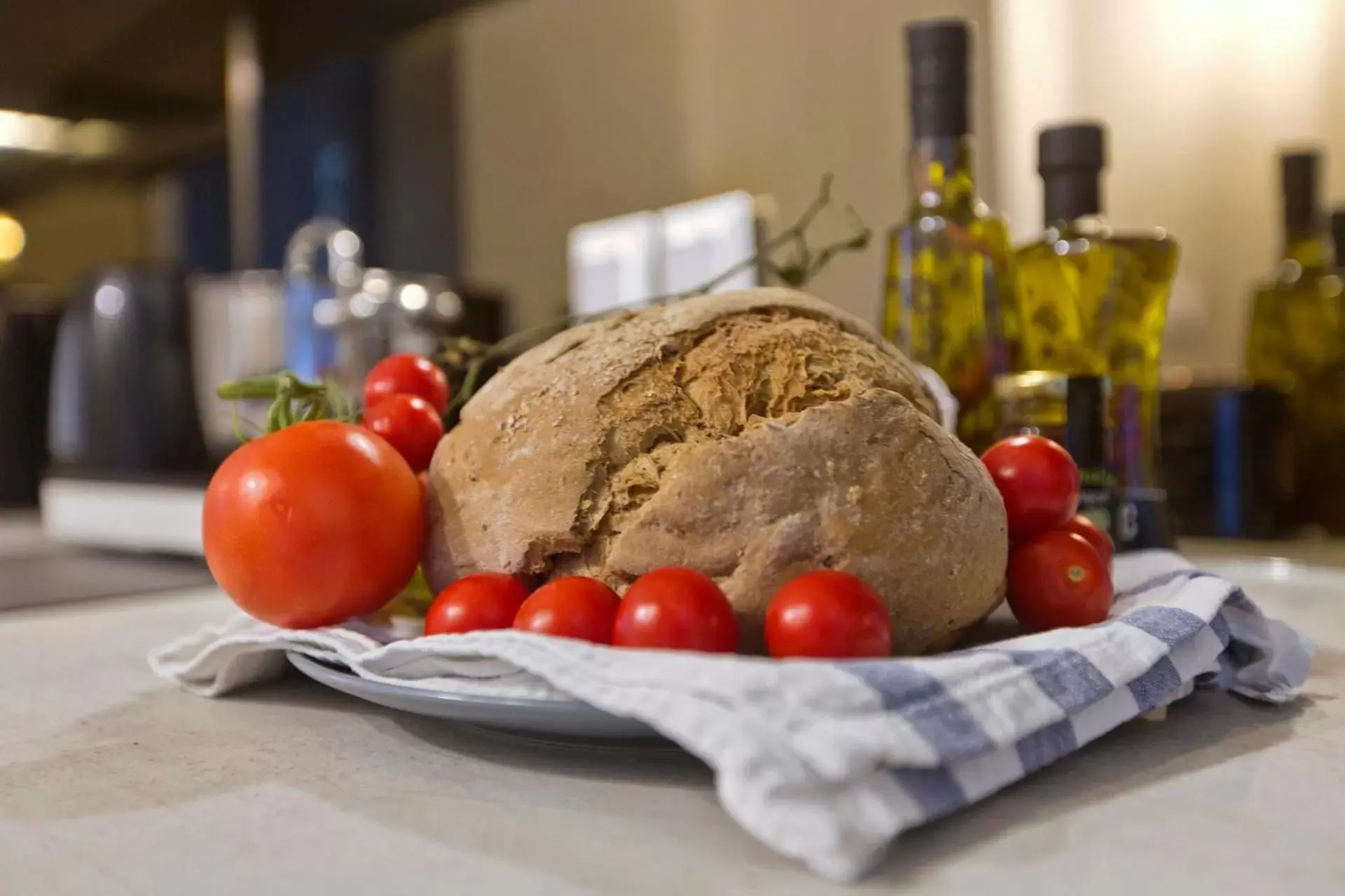 Food and drinks in LOC HOSPITALITY Urban Suites Food and drinks in LOC HOSPITALITY Urban Suites