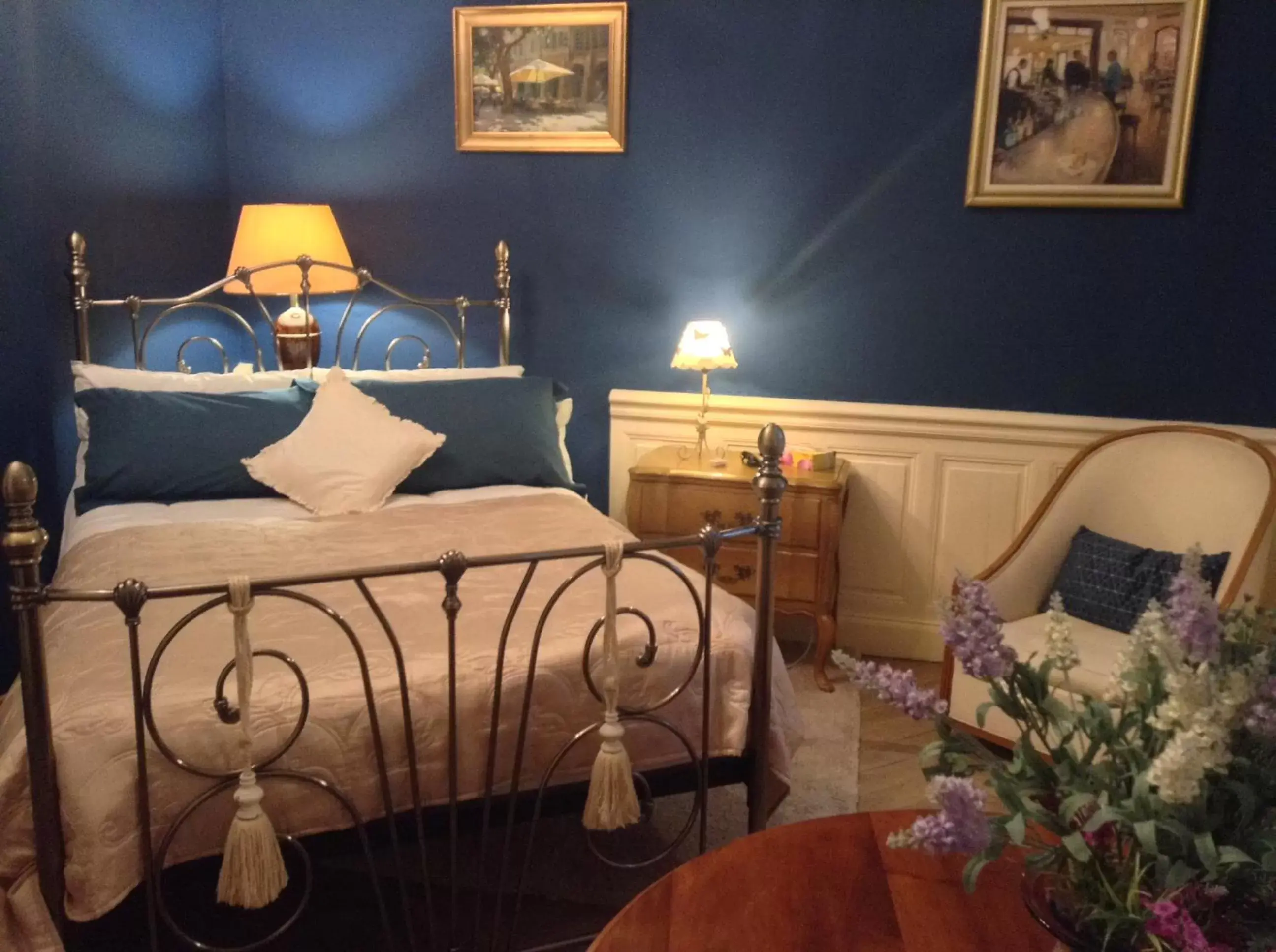Bedroom, Bed in La Villa Celine