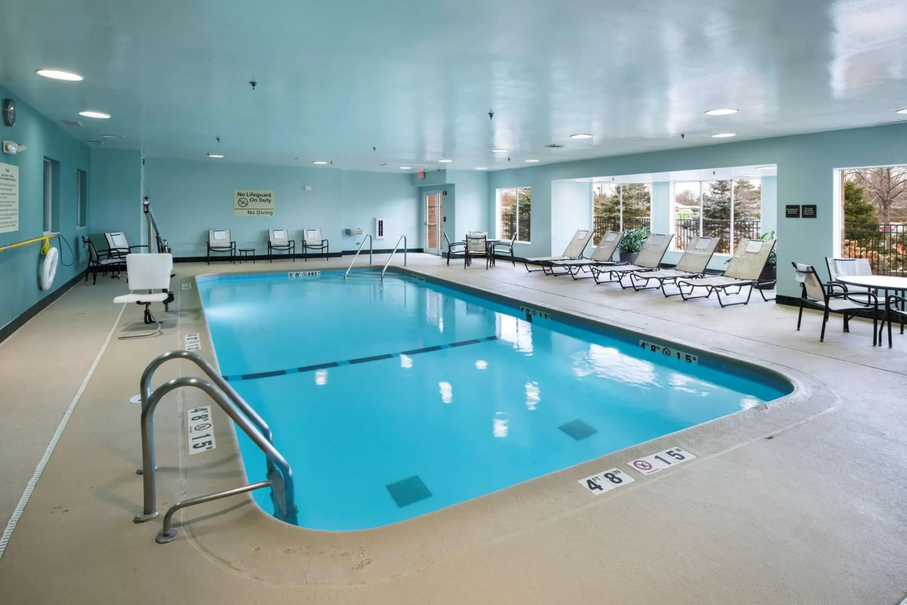 Pool view, Swimming Pool in Hampton Inn & Suites Lincolnshire