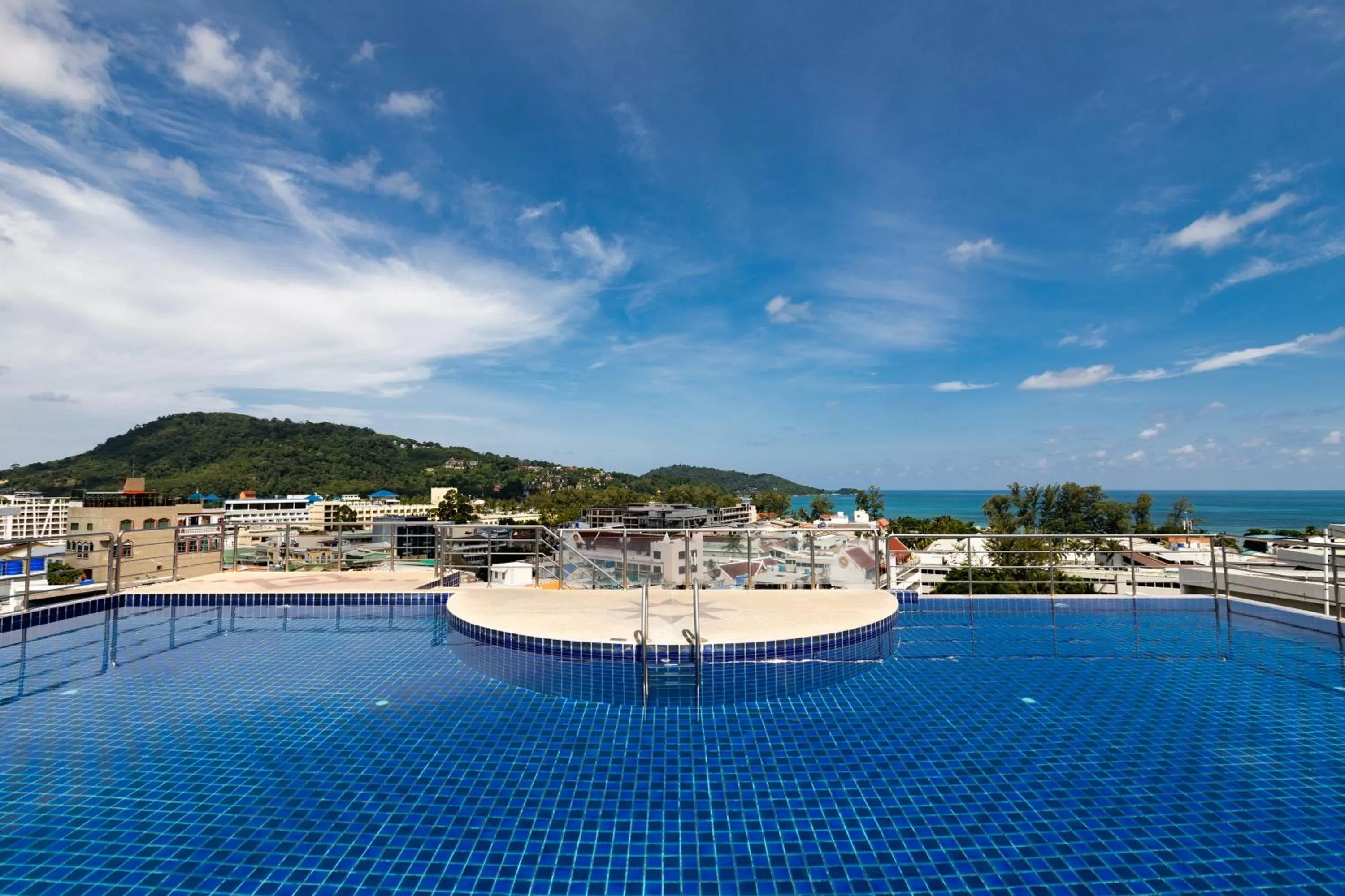 Swimming pool in Amata Patong