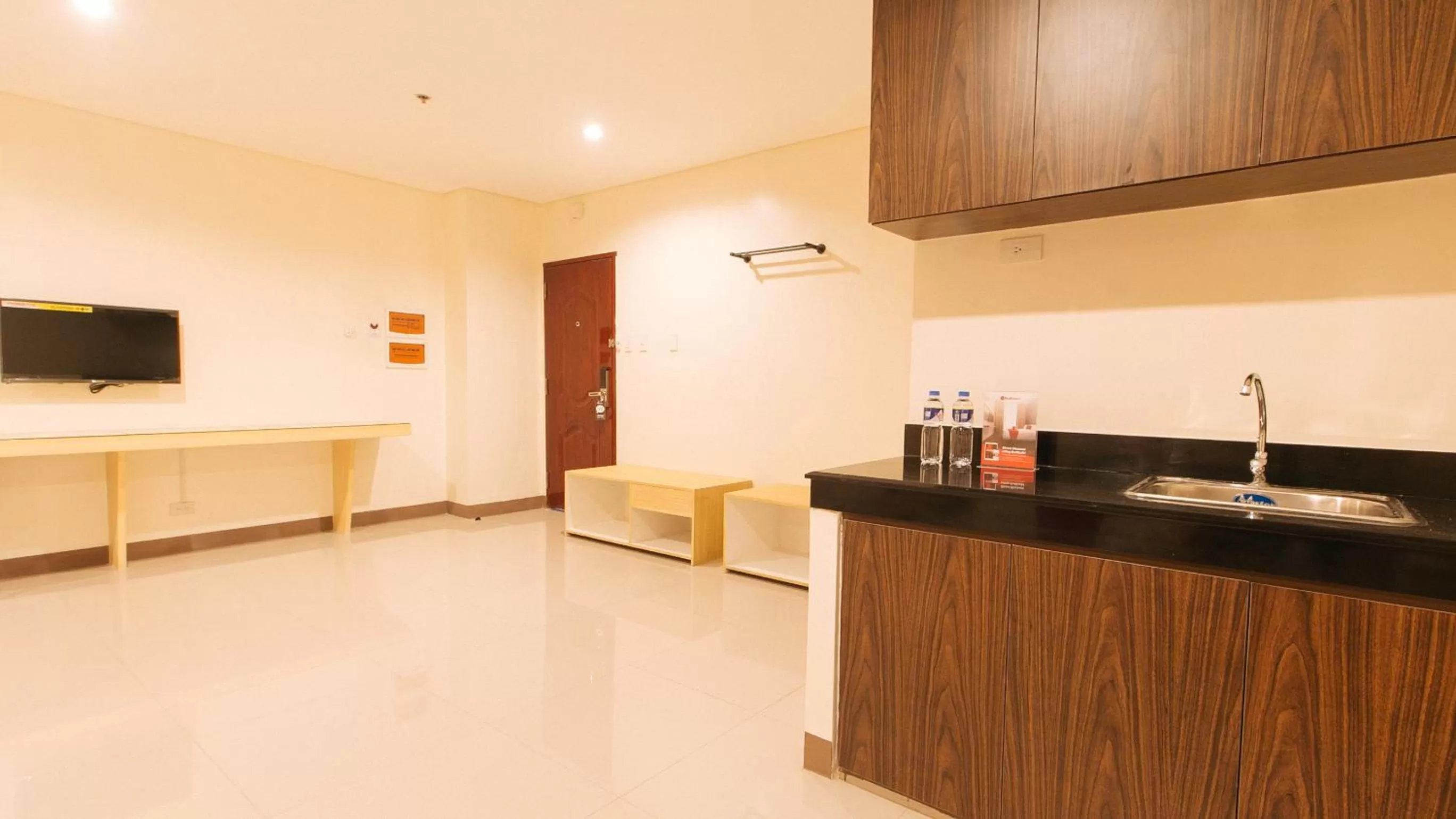 Bedroom in RedDoorz Plus @ Kaizen Suites Taft Avenue