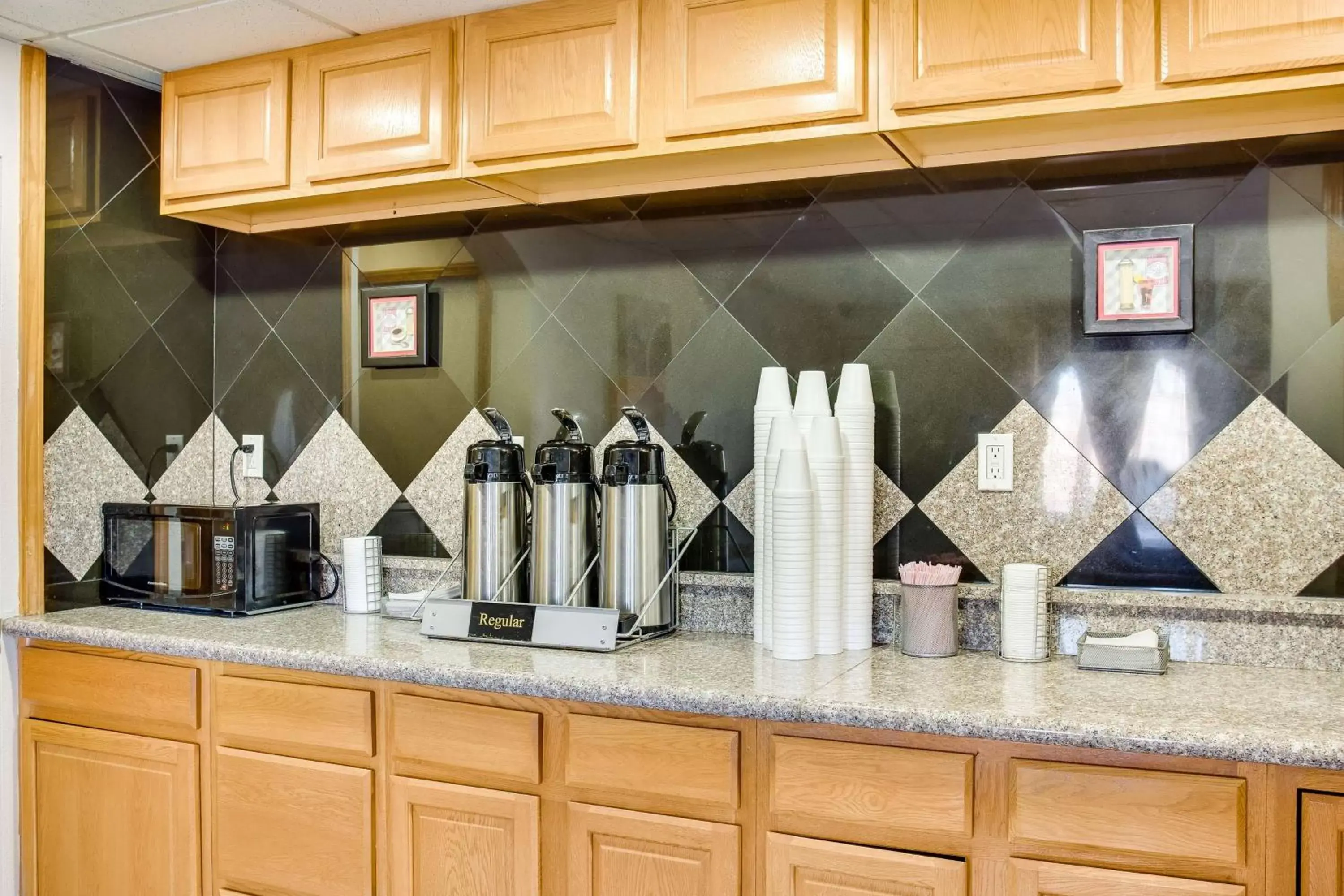 Lobby or reception in Motel 6-El Paso, TX - West Lobby or reception in Motel 6-El Paso, TX - West