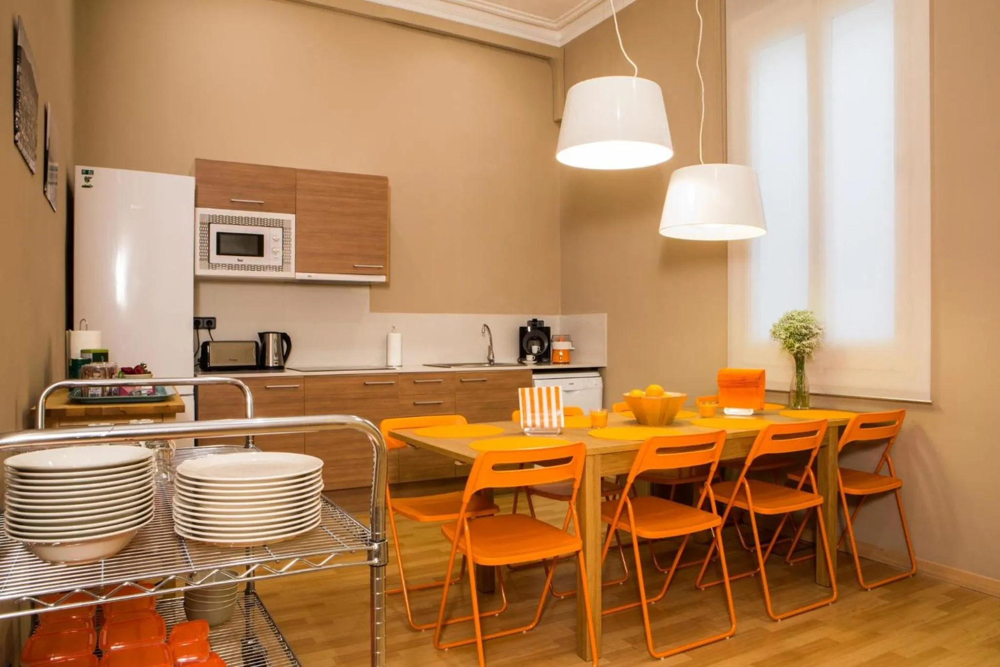 Restaurant/places to eat in Born Barcelona Hostel