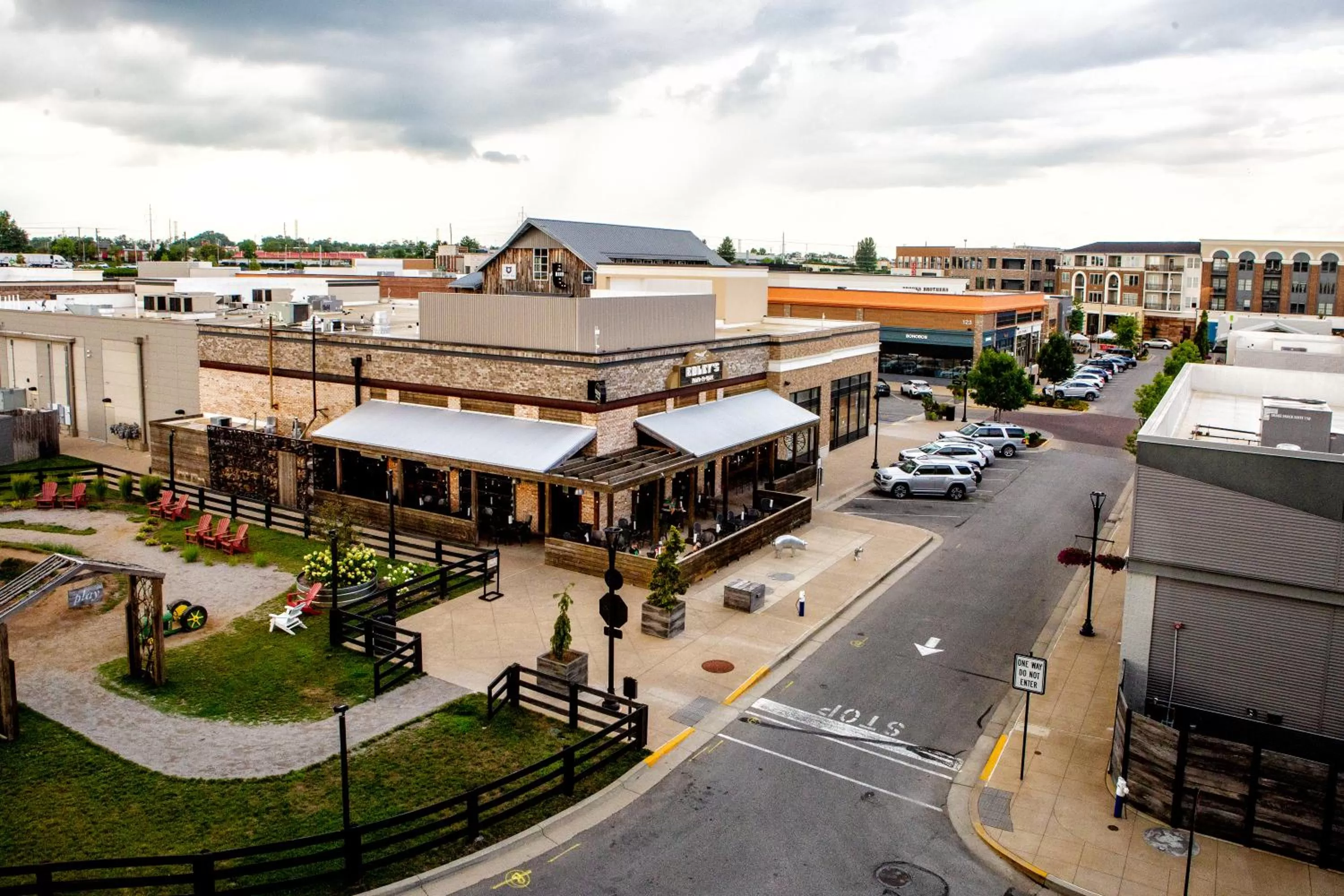 Street view in Origin Lexington, a Wyndham Hotel