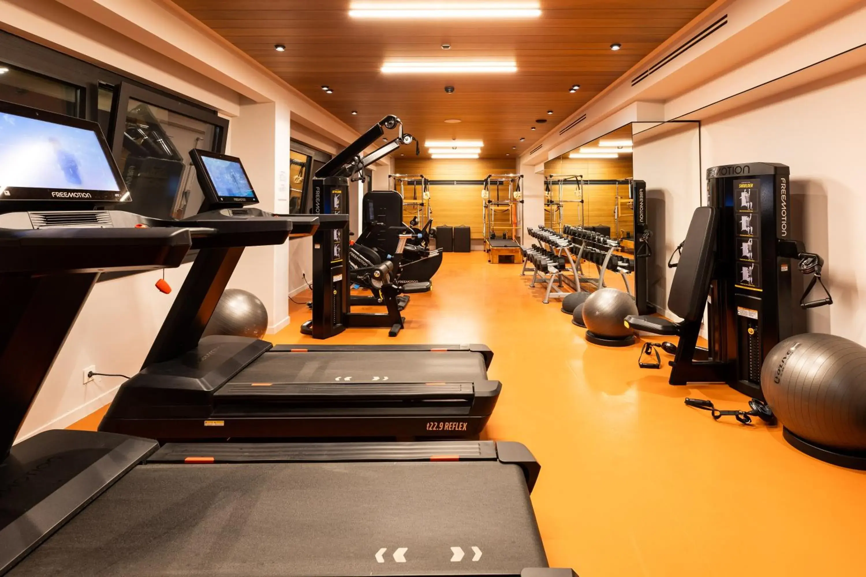 Fitness Center/Facilities in Ananti City Resort