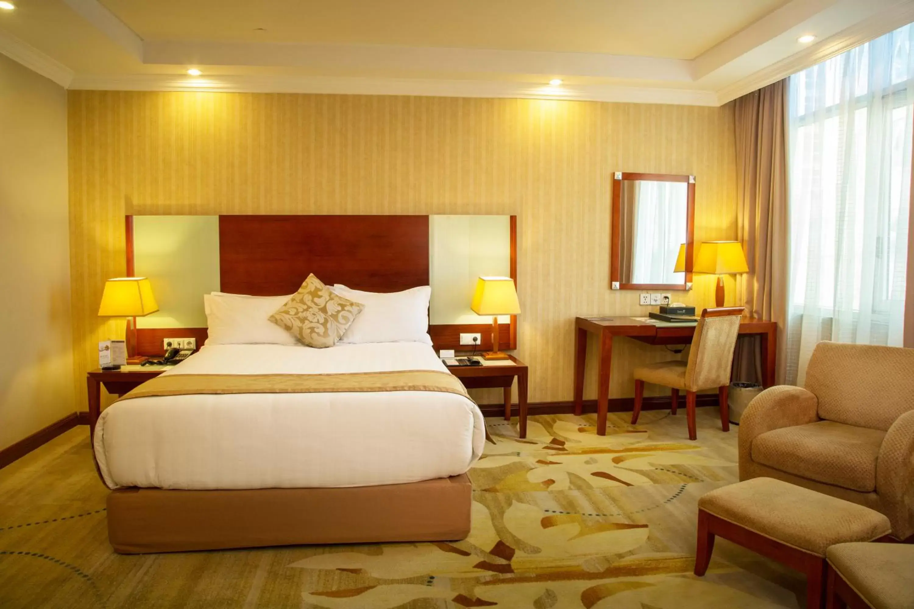 Bed in Jupiter International Hotel - Bole