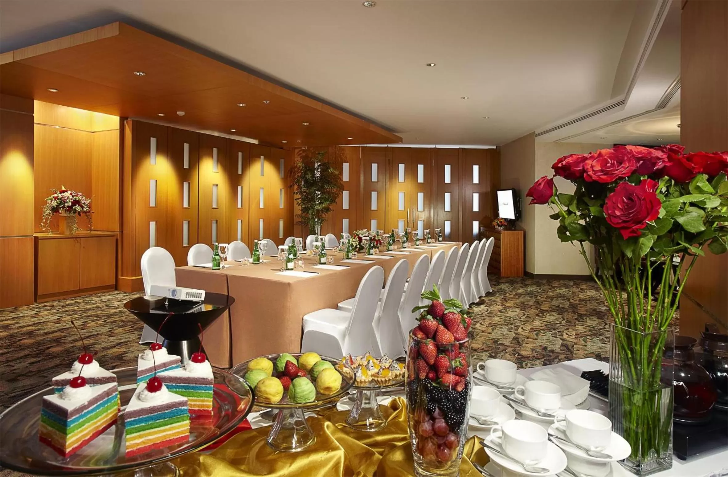Banquet/Function facilities in Oakwood Premier Cozmo Jakarta