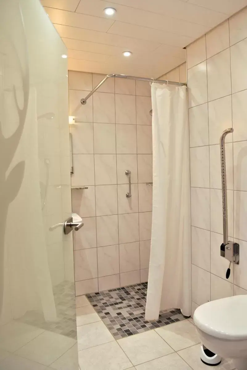 Deluxe Single Room in Hotel Hirschen Deluxe Single Room in Hotel Hirschen