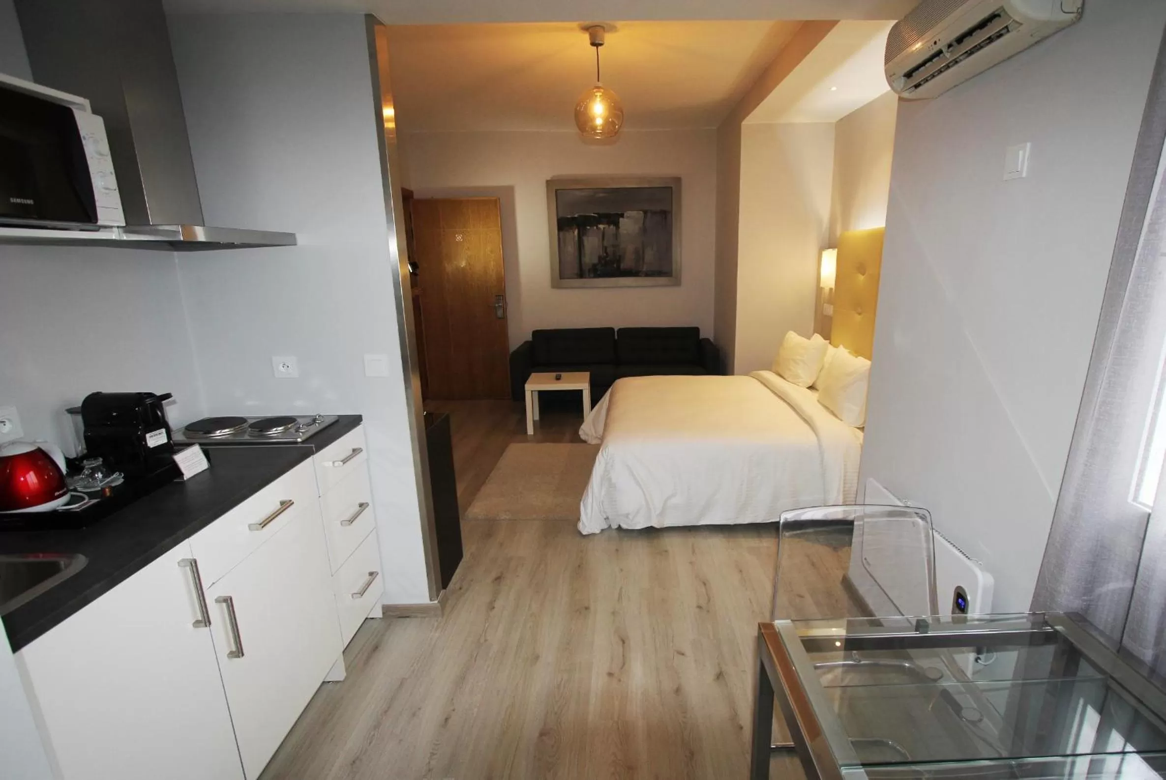 Photo of the whole room, Bed in Casablanca Suites & Spa