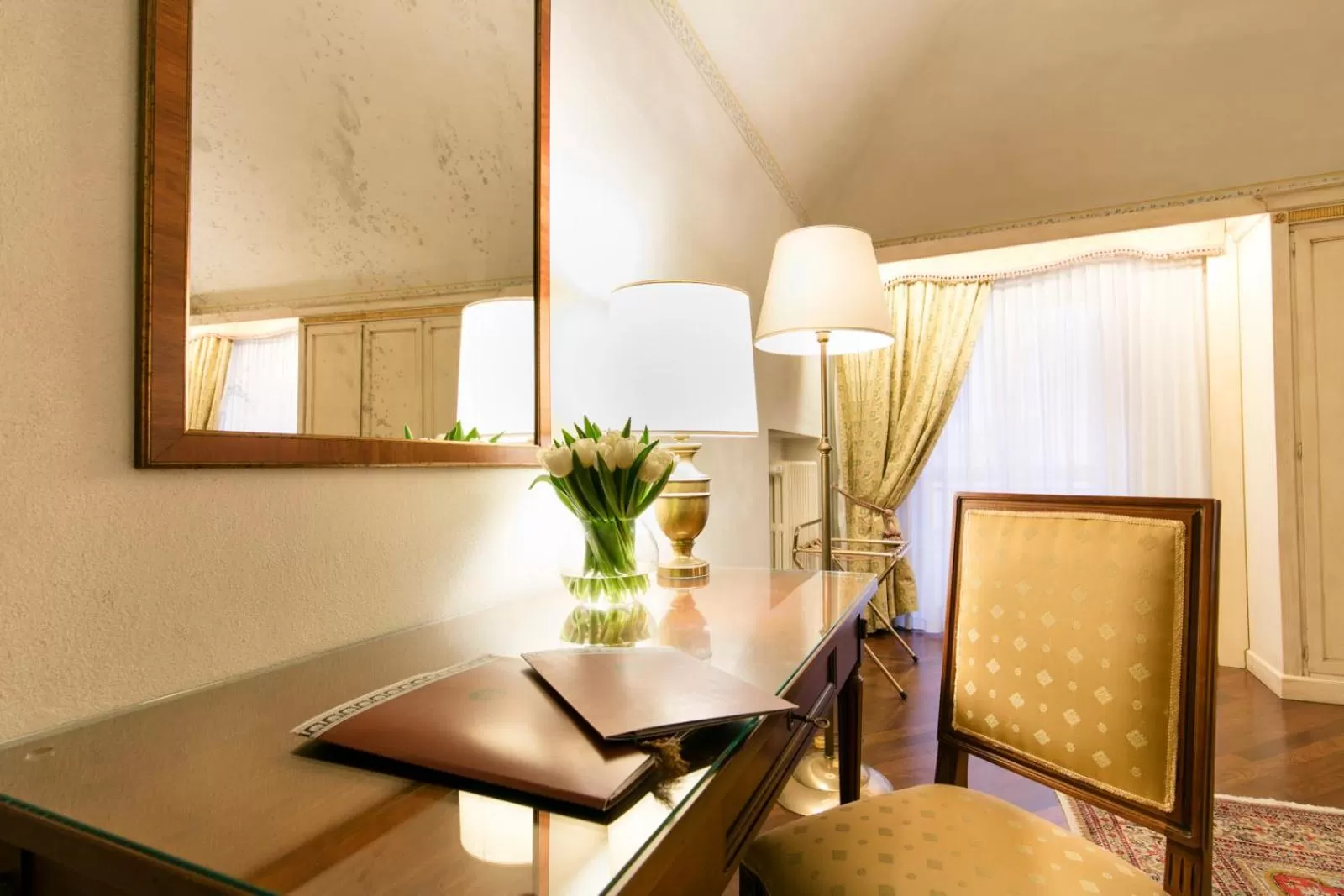 Seating area in Albergo Delle Notarie