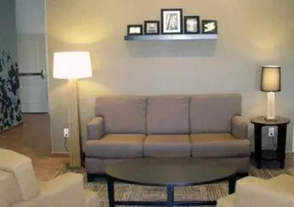 Lobby or reception, Seating Area in Sleep Inn & Suites Garden City