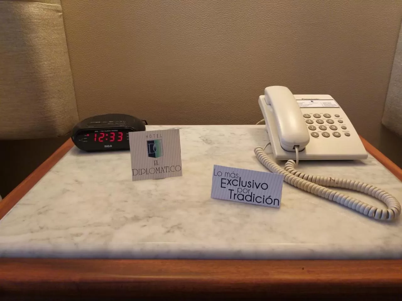 Bedroom in El Diplomatico