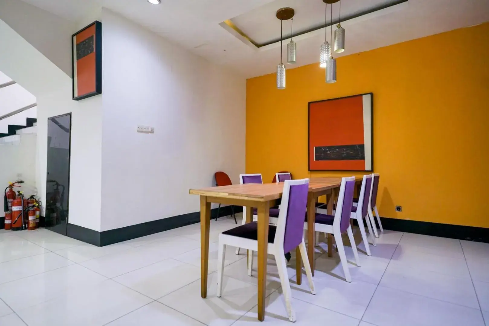 Dining Area in Urbanview Hotel Bes Mangga Besar