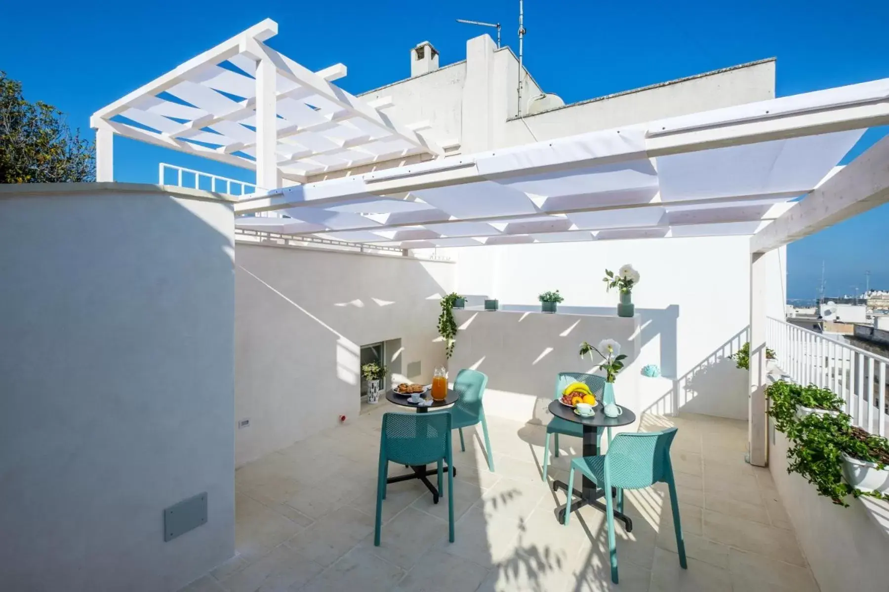 Patio in La Bella Ostuni Suites