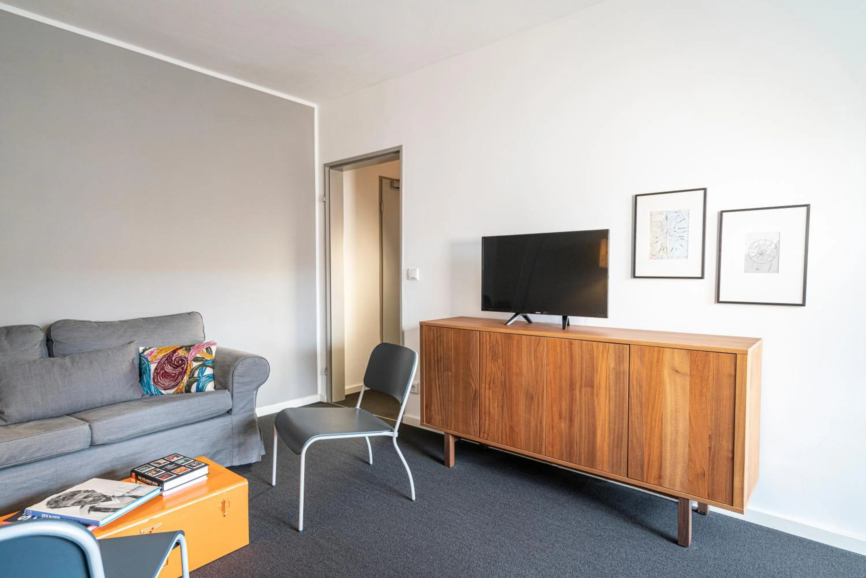 TV and multimedia in BIG MAMA Berlin