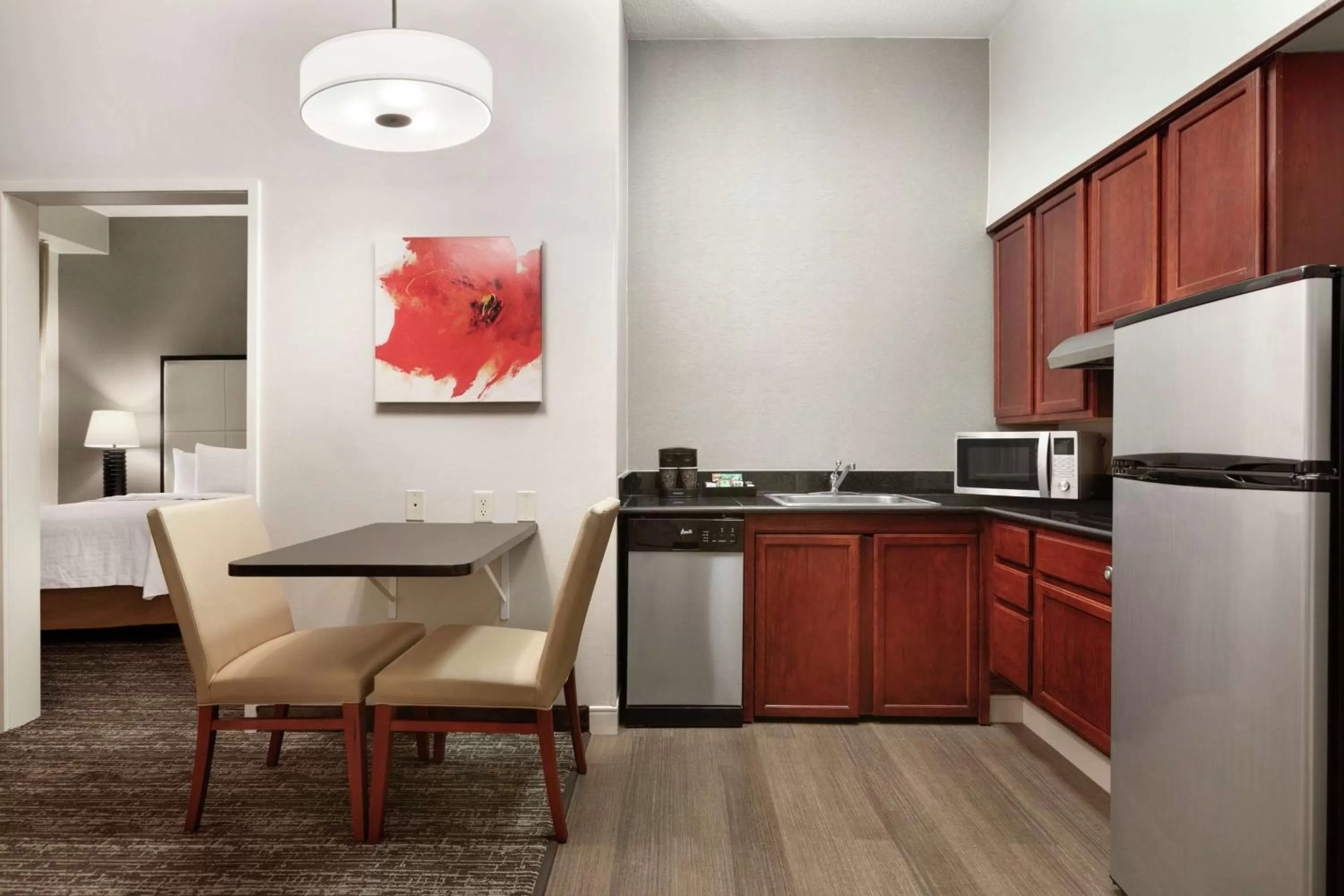 Kitchen or kitchenette in Homewood Suites by Hilton Columbus-Dublin