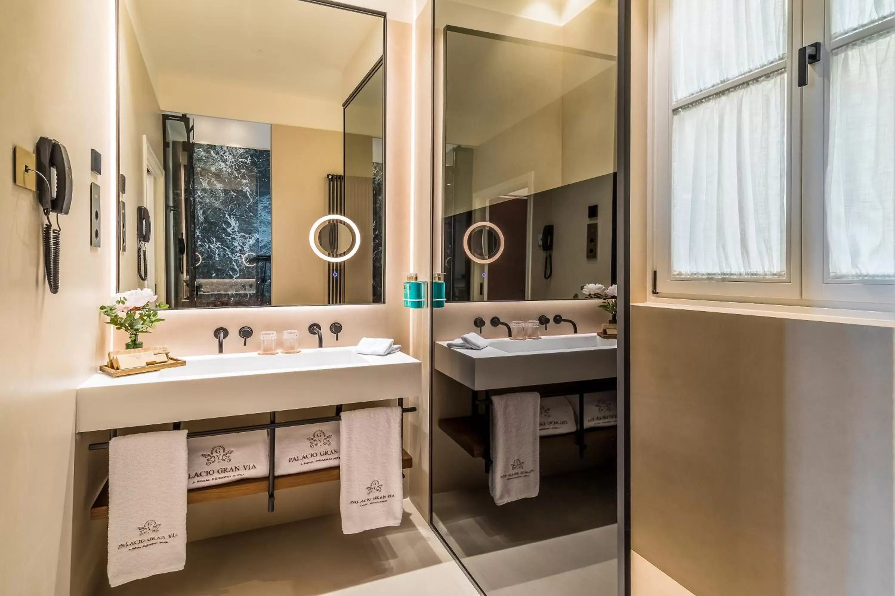 Bathroom in Palacio Gran Vía, a Royal Hideaway Hotel