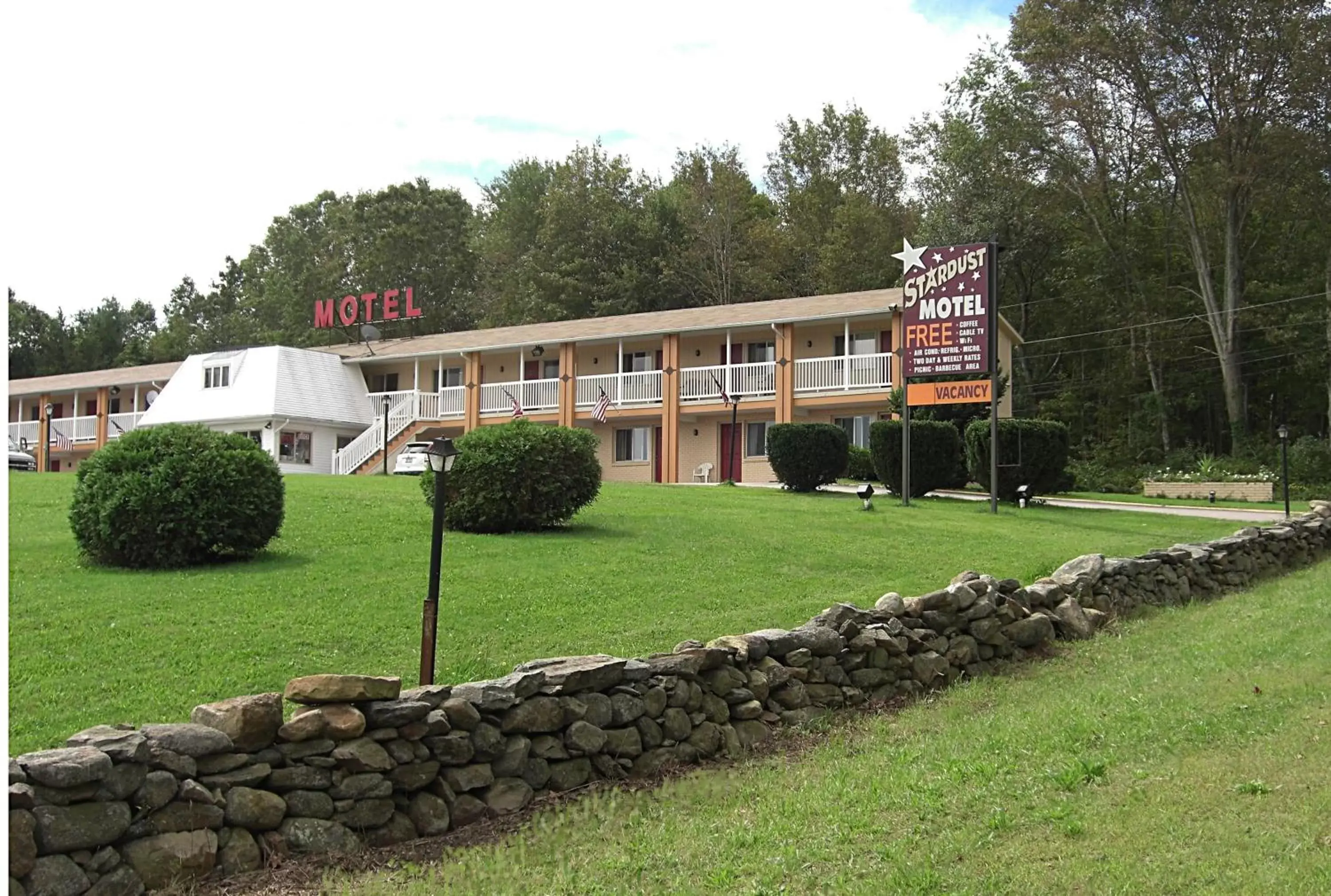 Facade/entrance, Property Building in Stardust Motel