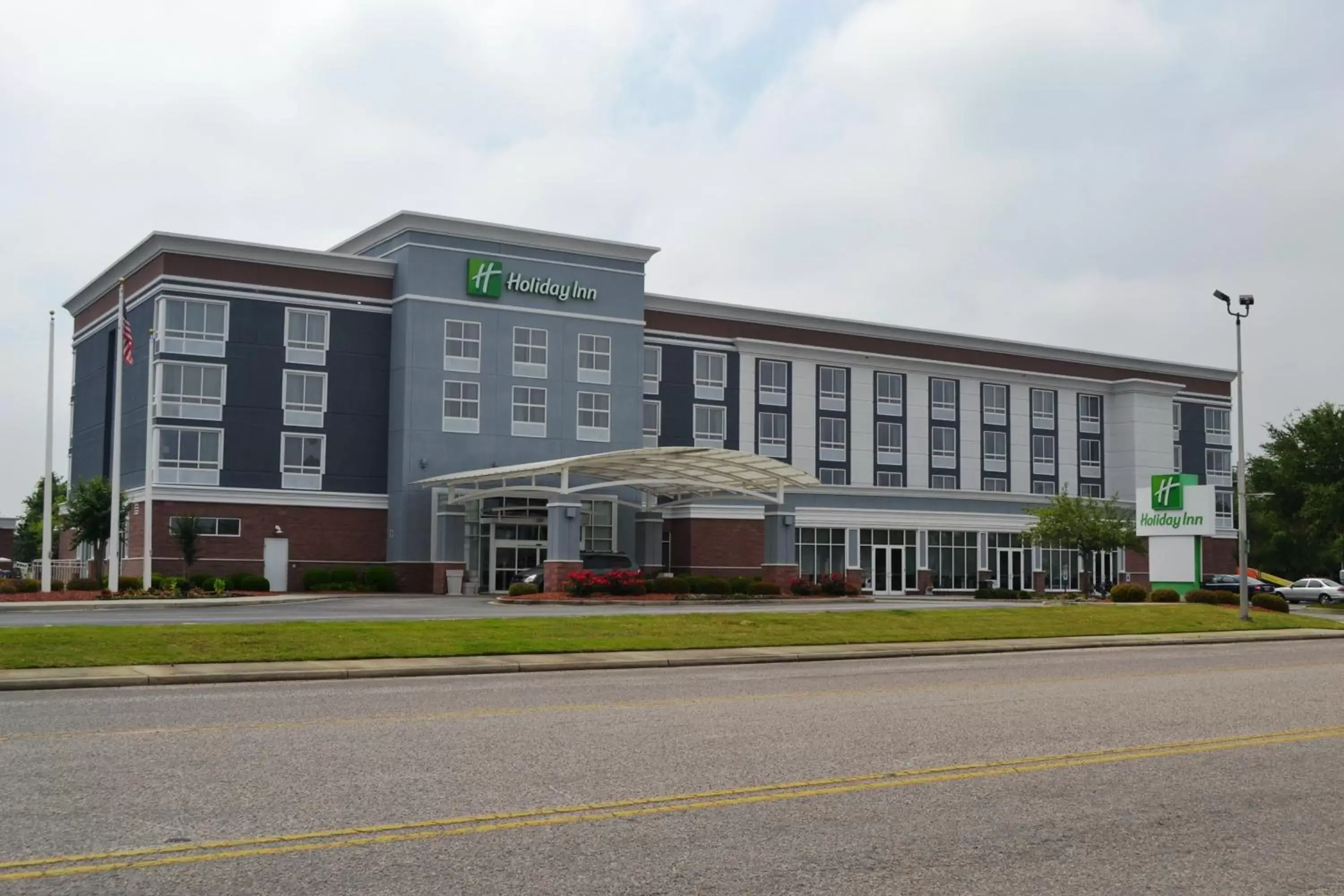 Property building in Holiday Inn Santee, an IHG Hotel