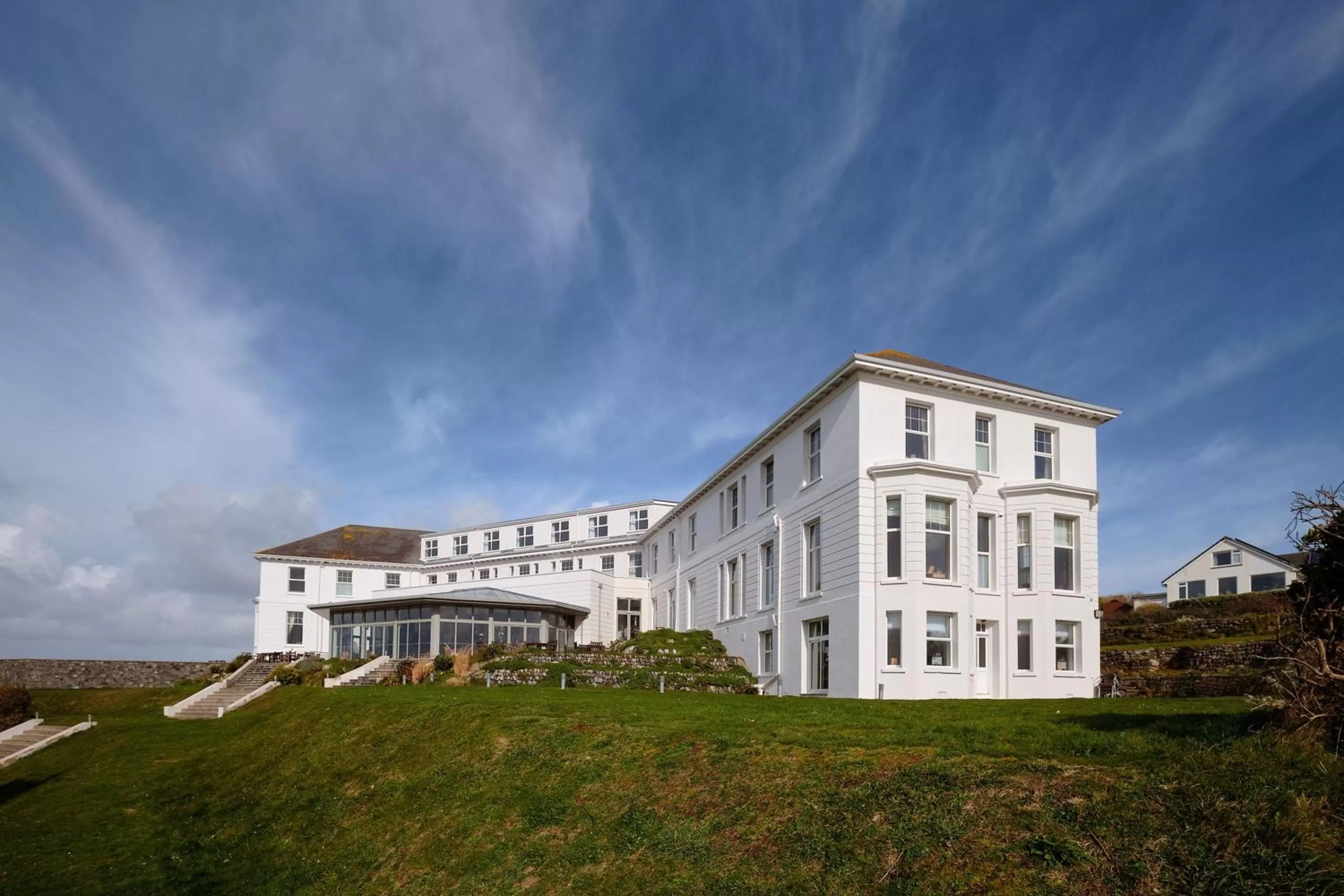 Property building in Polurrian on the Lizard