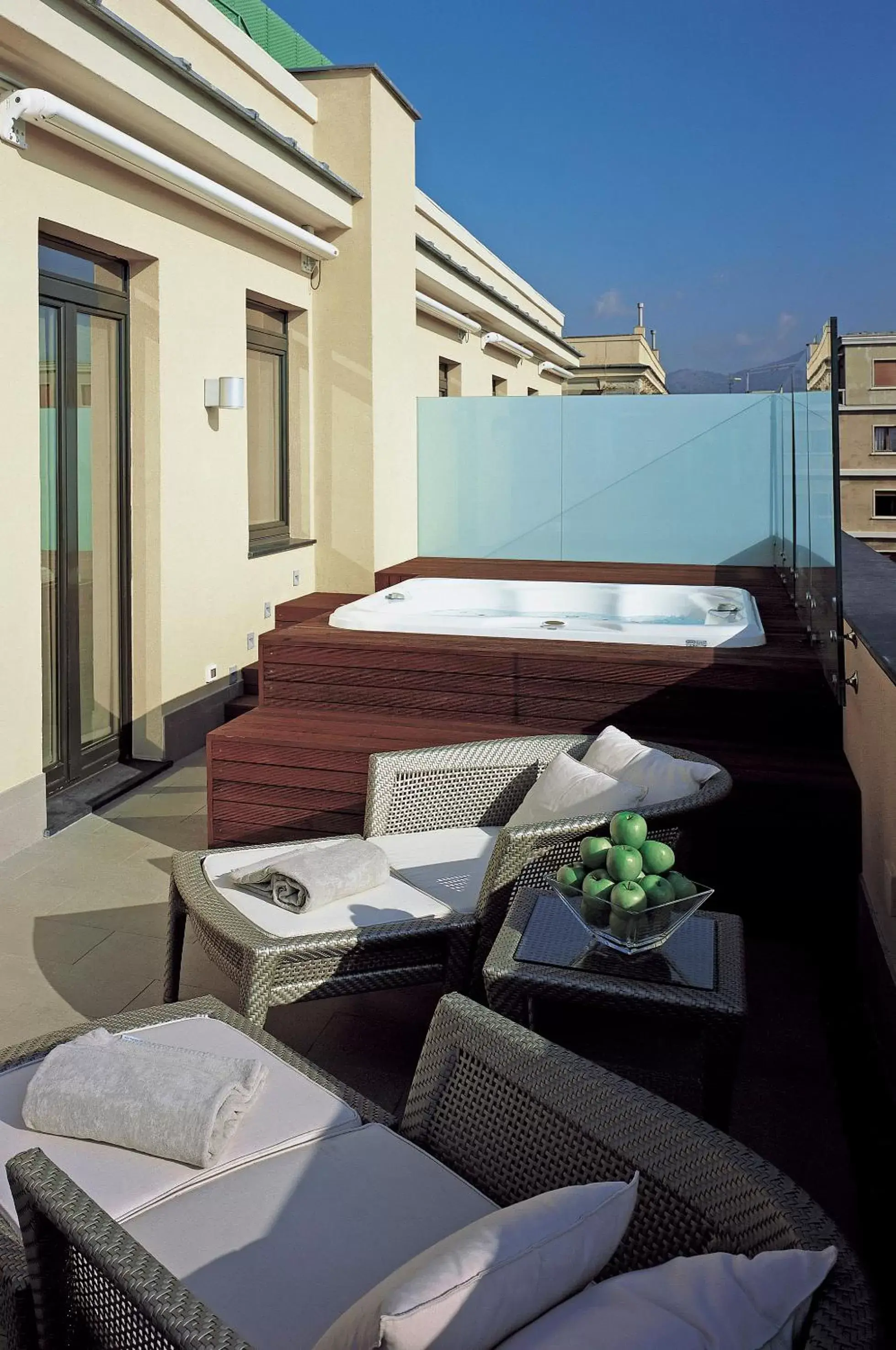 Balcony/Terrace in Meliá Genova